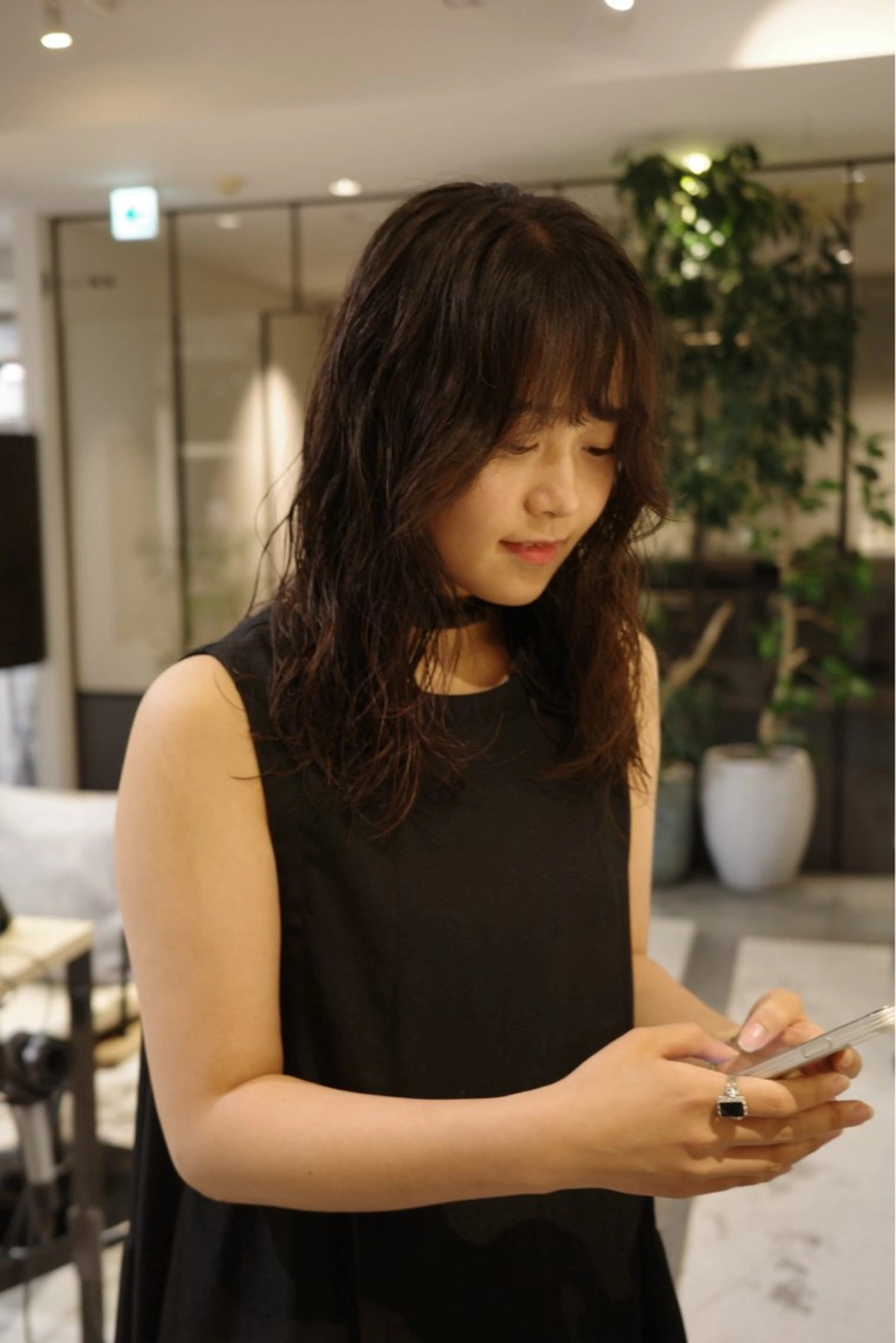 セミロング パーマ セミロングパーマ ボブ 外国人風カラー レイヤーカット ウルフカット 🌀渋谷ボブパーマ 🌀河野瑠太のヘアスタイル