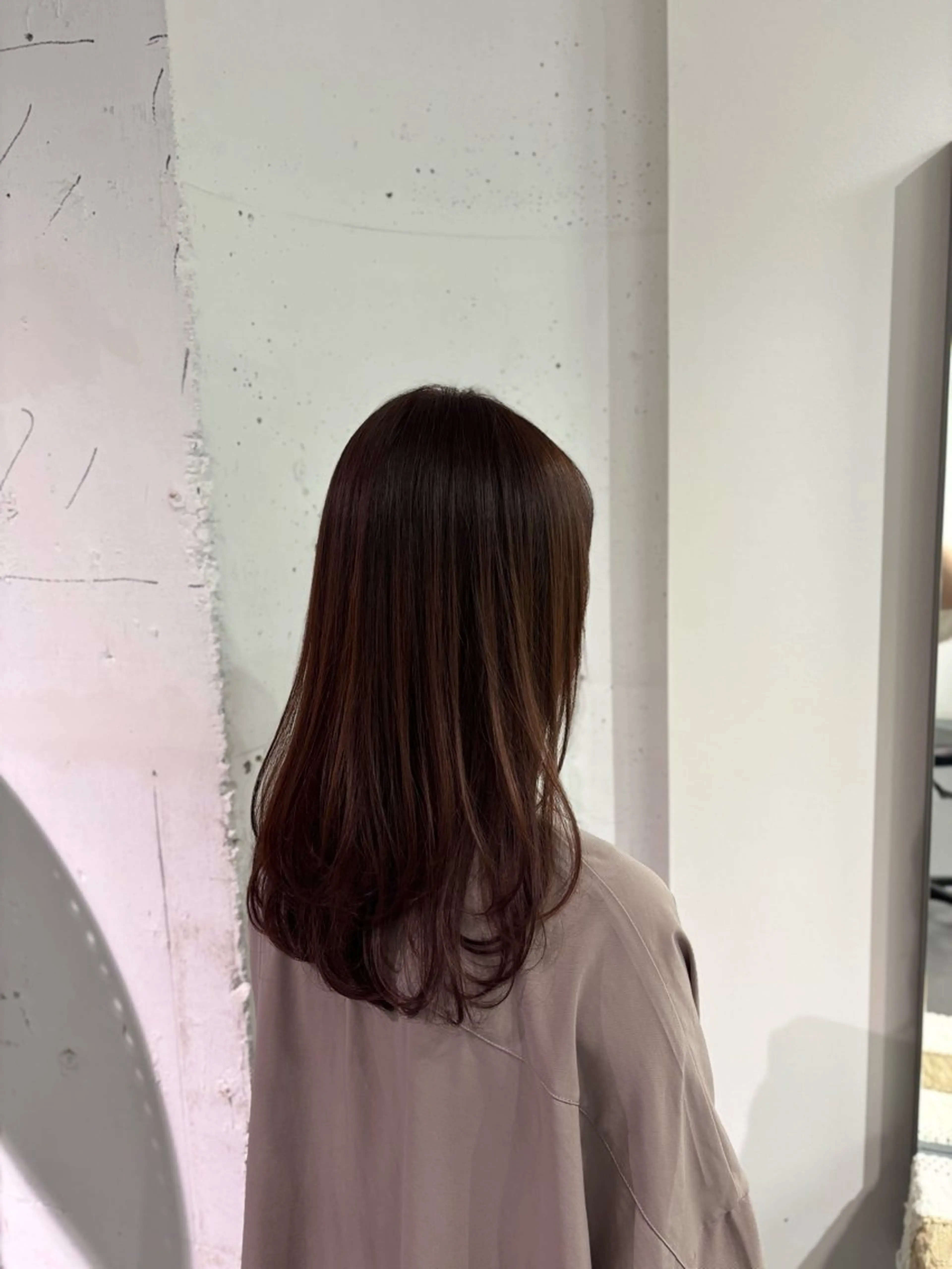 セミロング LEF所属・松崎 真衣のヘアスタイル