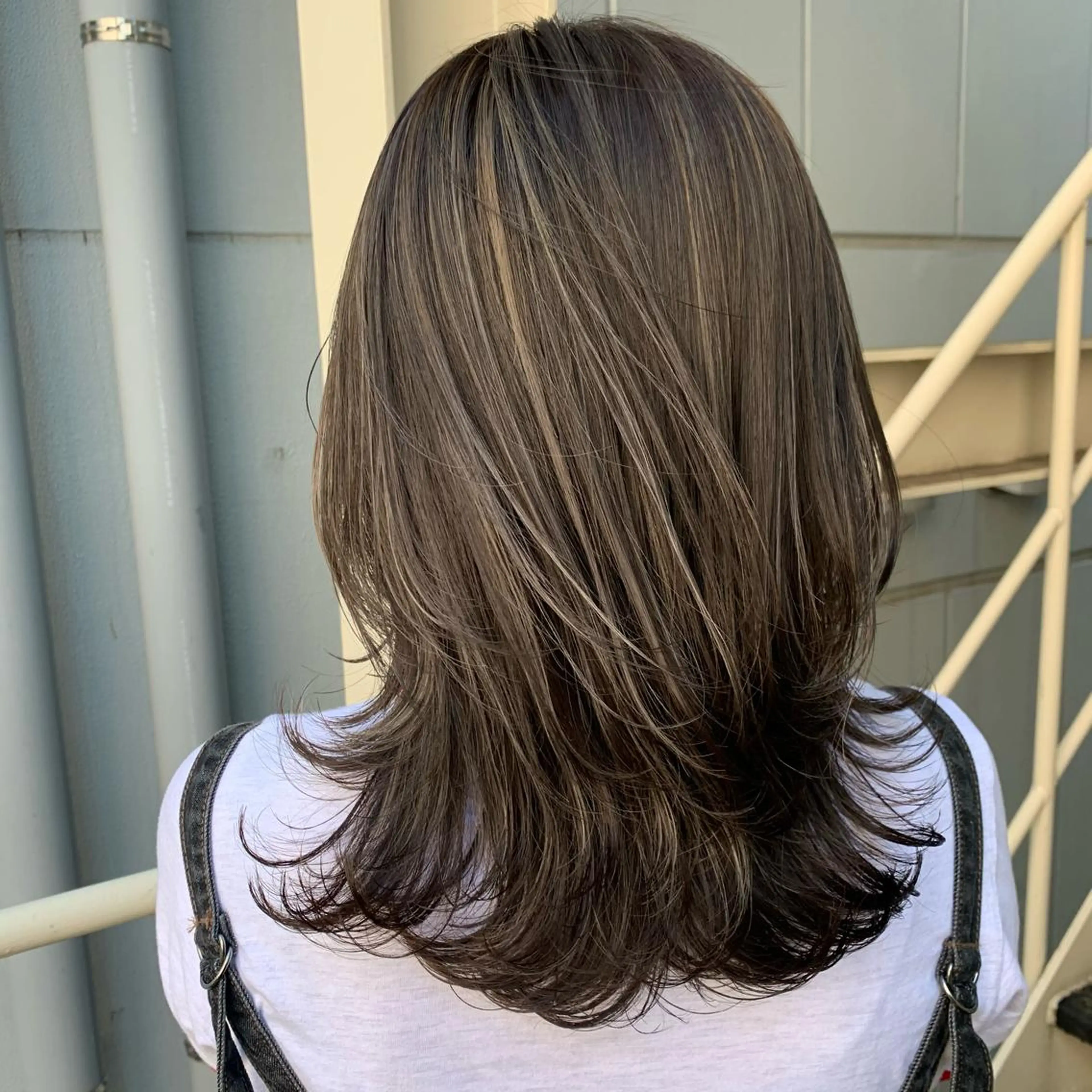 ミディアム カラー ハイライトカラー ハイライト レイヤーカット 🫧オリーブ/赤み消 し/暗髪🫧野本麗奈のヘアスタイル