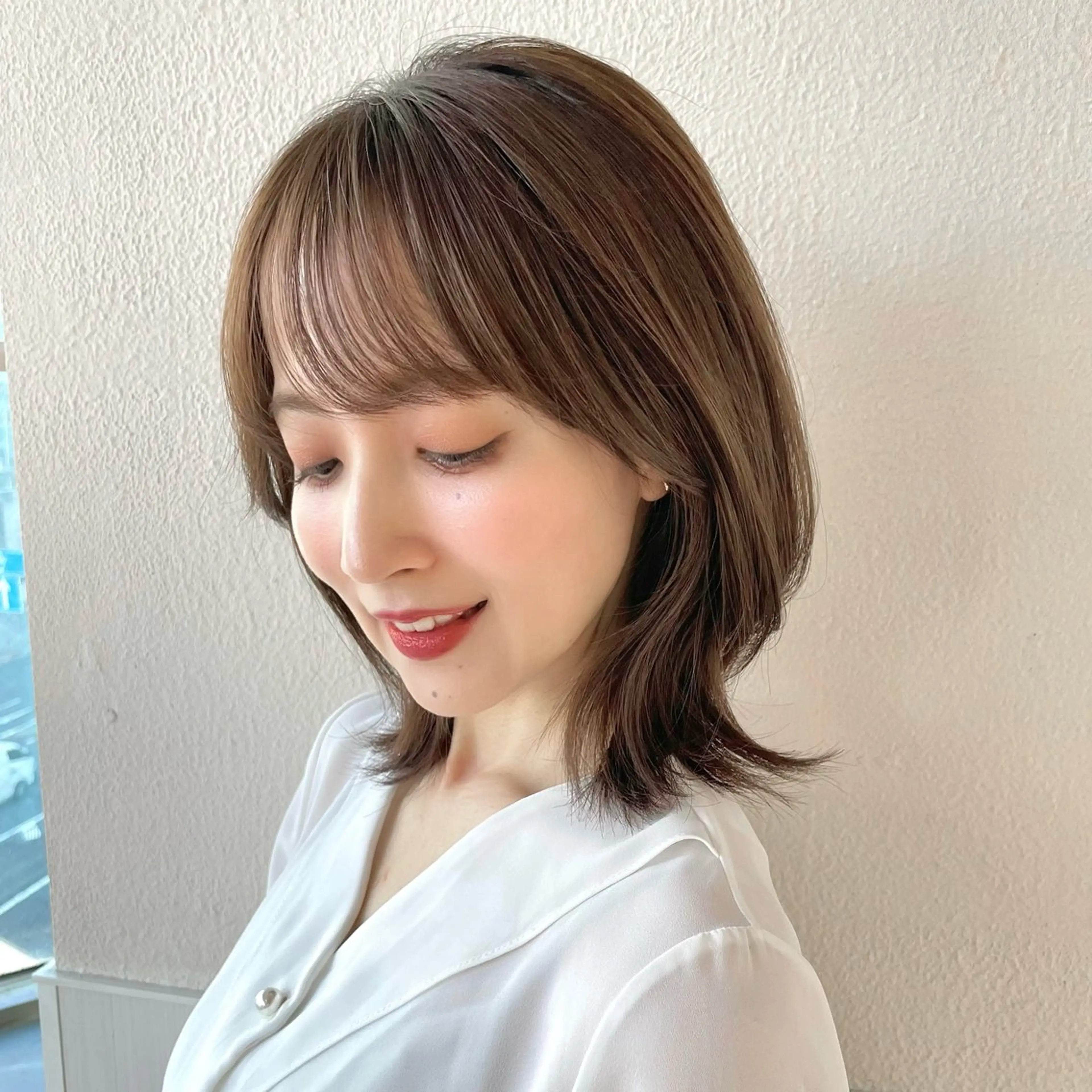 ミディアム 顔まわり/似合わせひ し形シルエット/難波のヘアスタイル