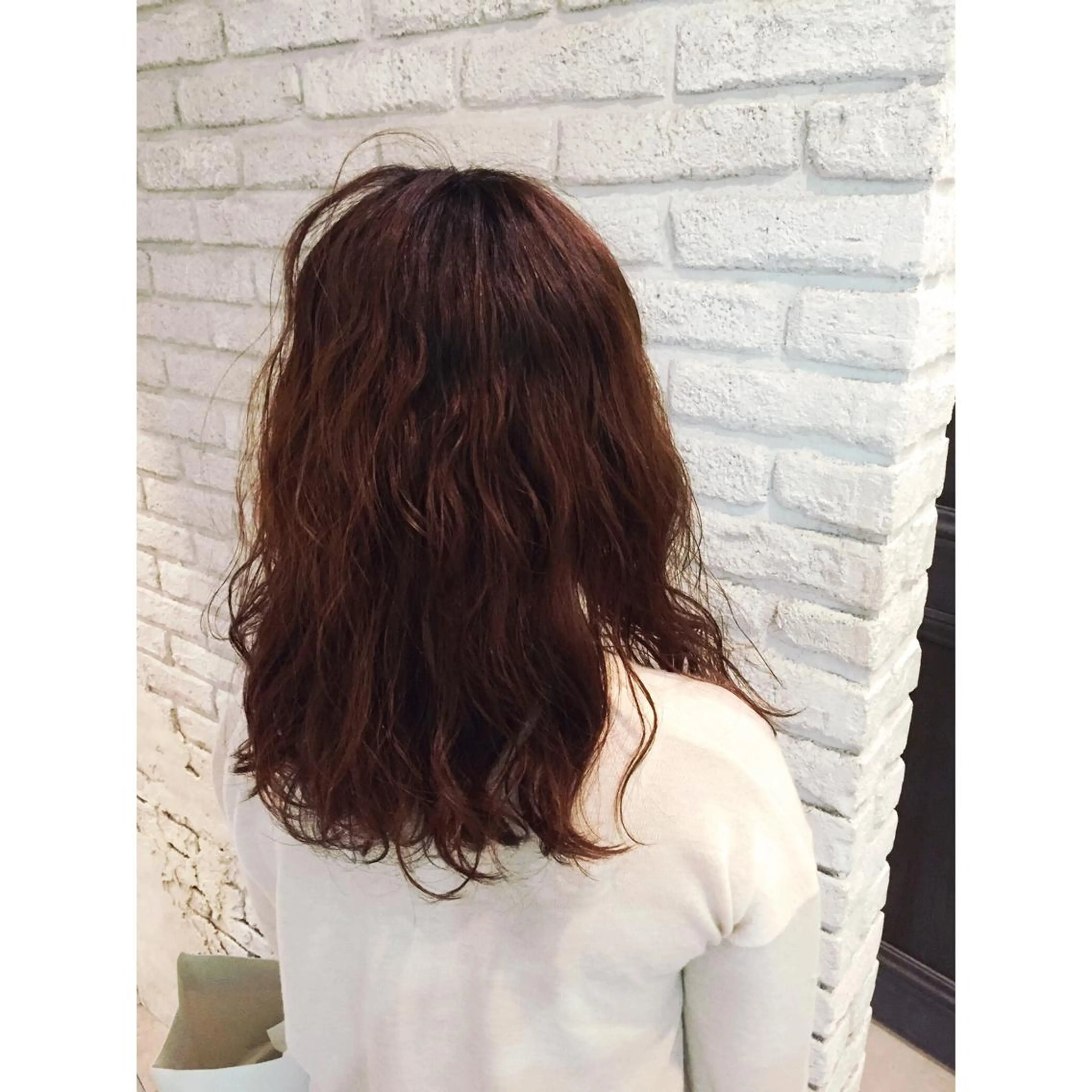 ミディアム ミディアムパーマ 🔵暗髪 特化🔵 梅田・増田のヘアスタイル