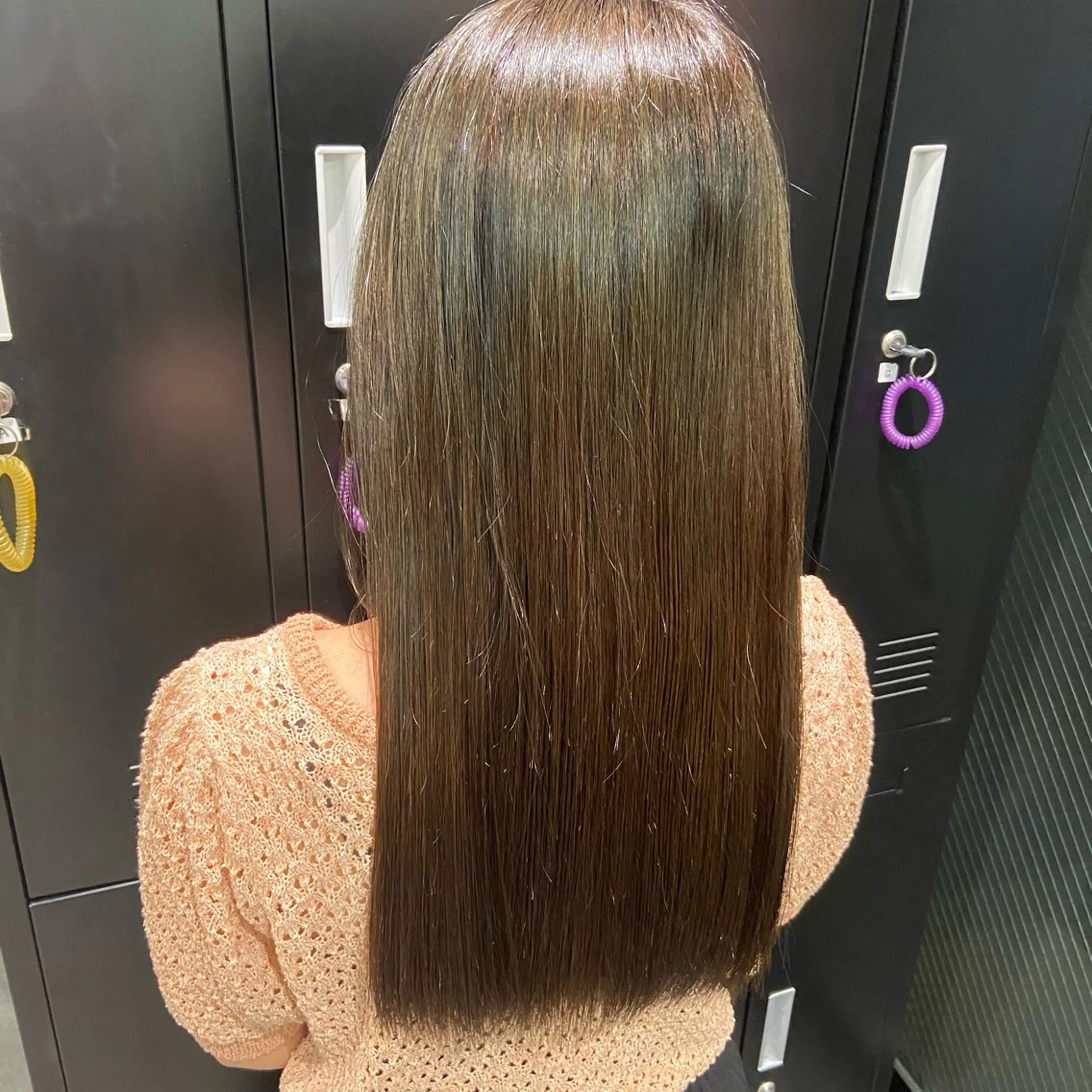 ロング トリートメント 艶暖色カラー🍒 縮毛矯正ほののヘアスタイル