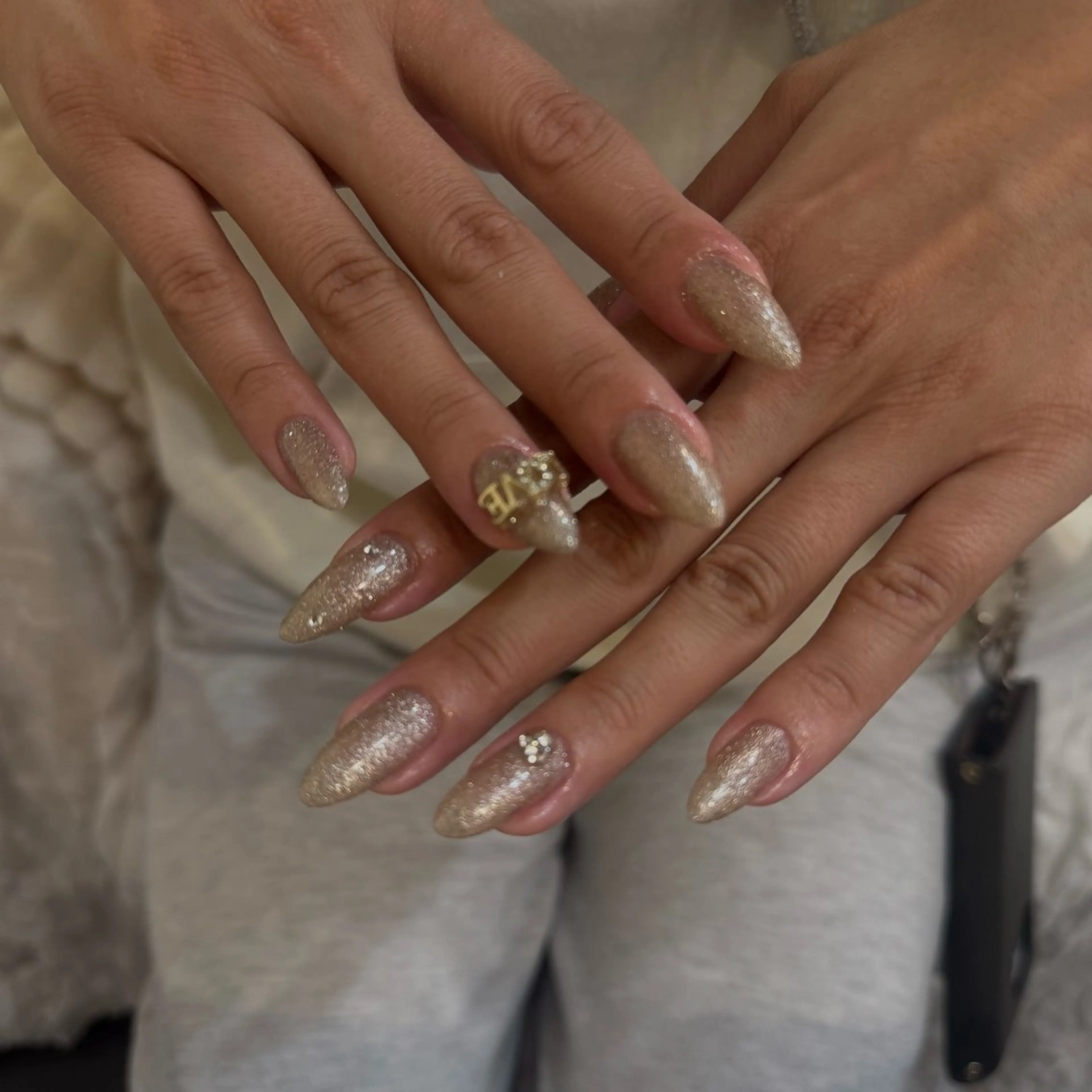 ネイル ハンドネイル 華 蓮のネイルデザイン