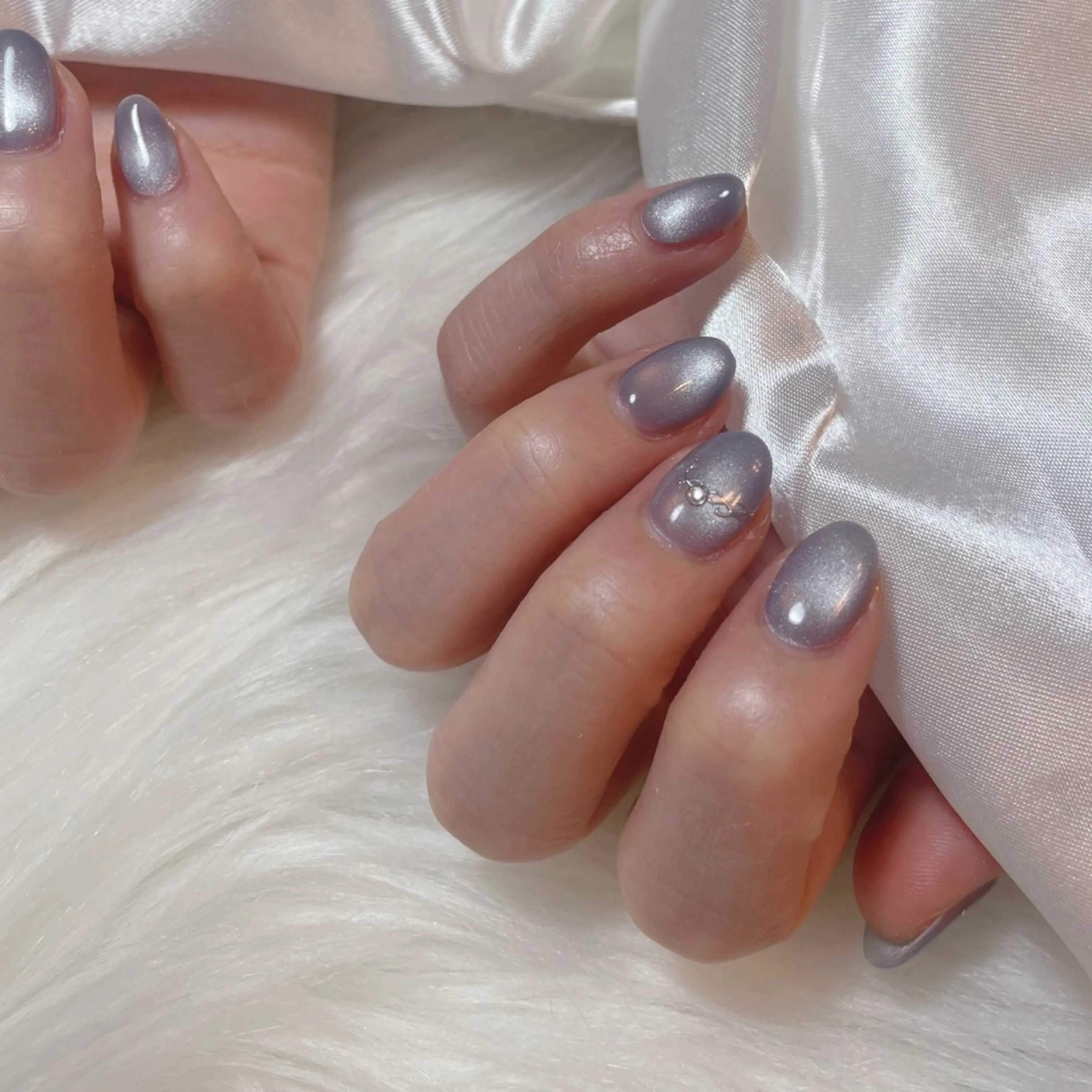 ネイル ブルー フレンチネイル キラキラネイル マグネットネイル ニュアンスネイル timtam --sakiのネイルデザイン