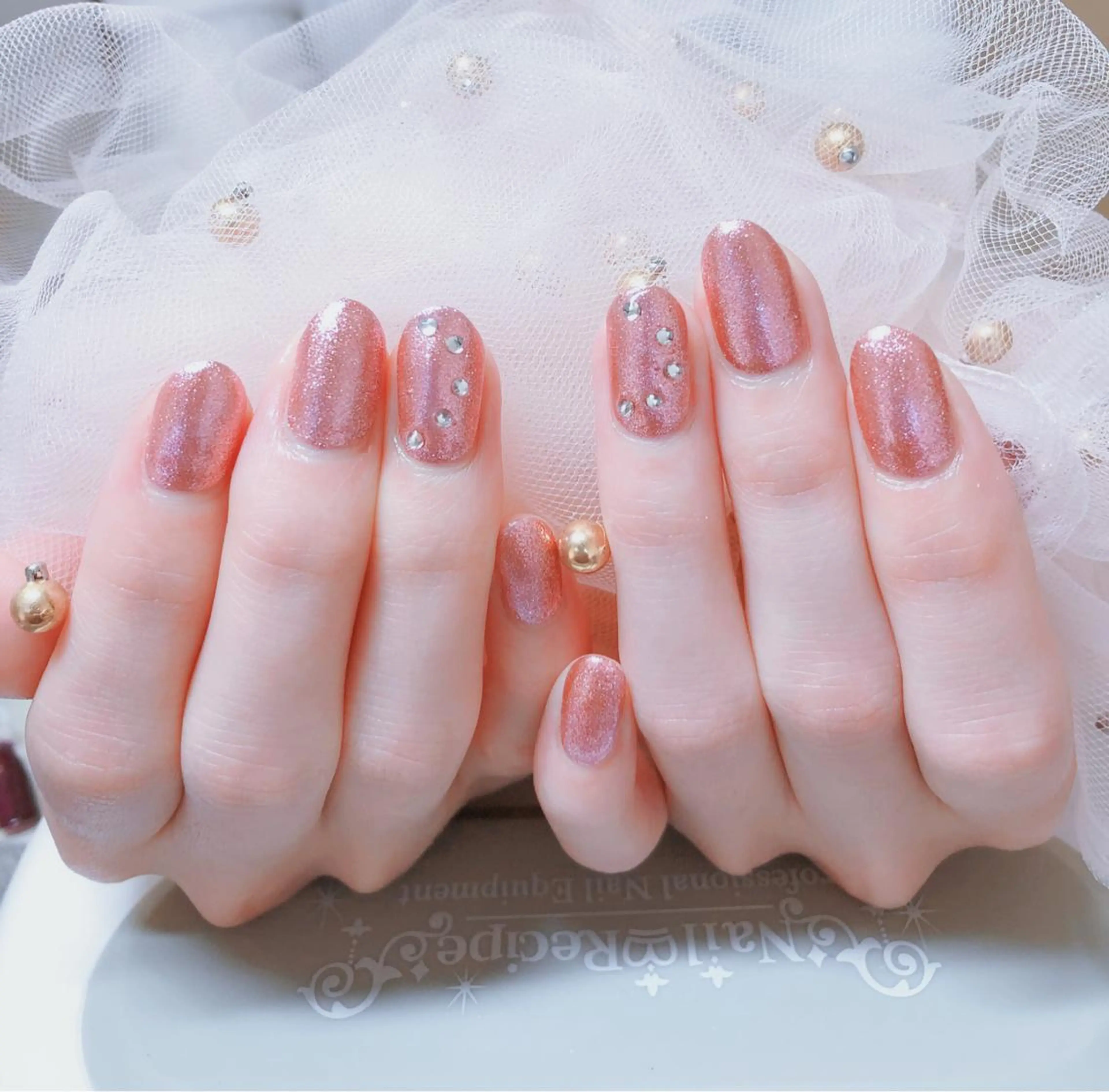 ネイル ハンドネイル マジックミラー所属・マジック ミラーのネイルデザイン