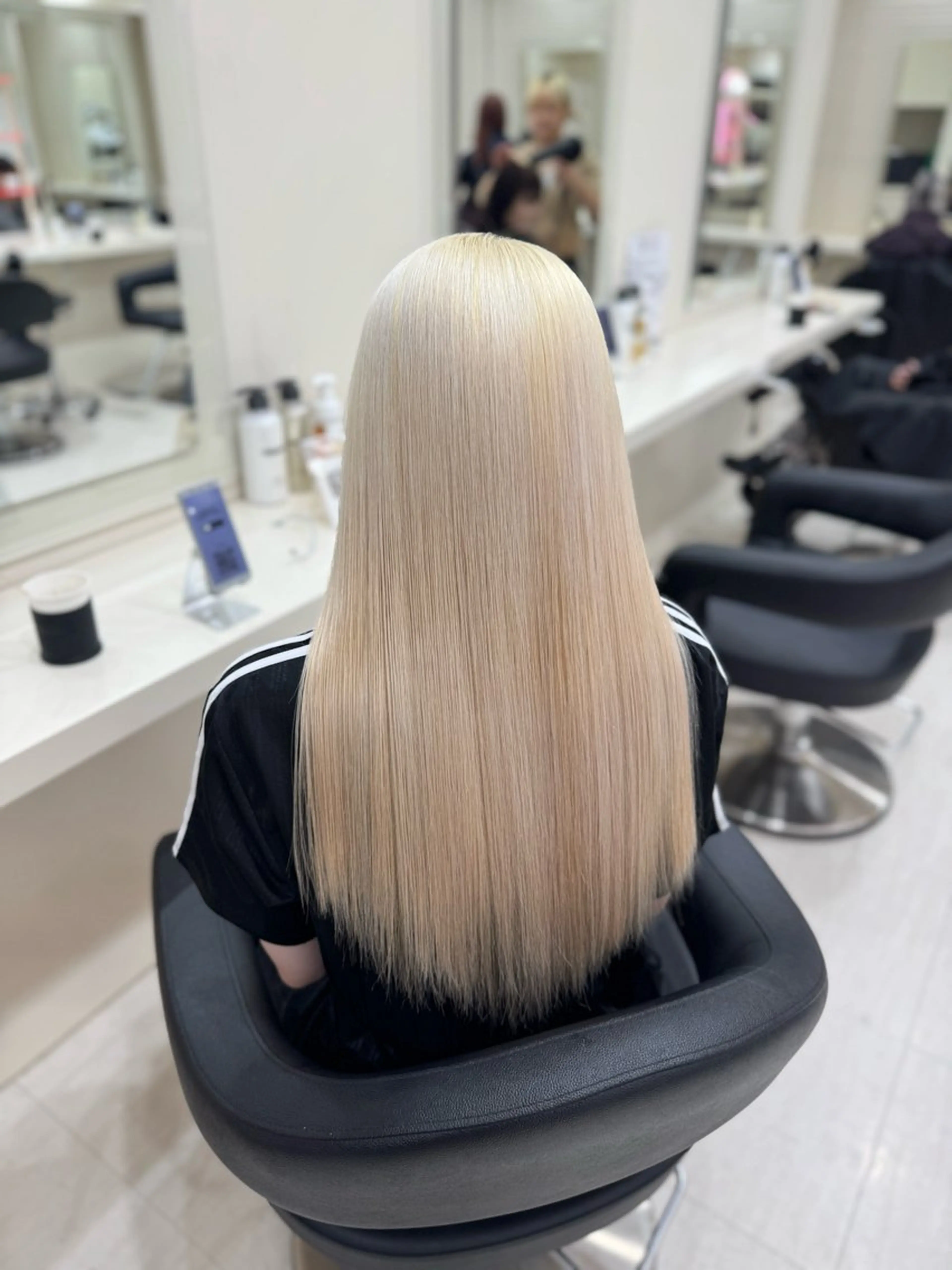 ロング カラー ヘアカラー 🤍韓国大人っぽ ベージュMAI🤍のヘアスタイル