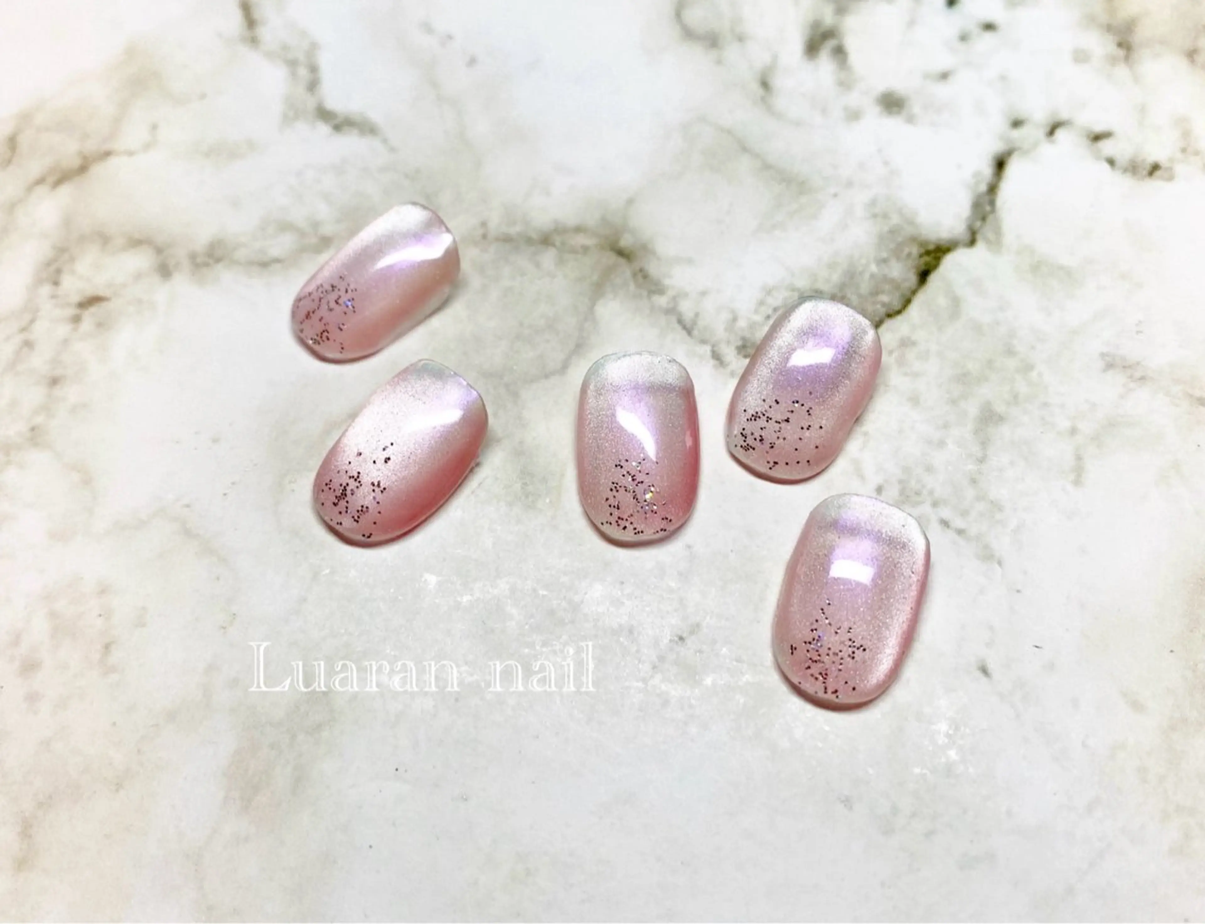 ネイル オーロラネイル マグネットネイル ハンドネイル Luaran nailのネイルデザイン