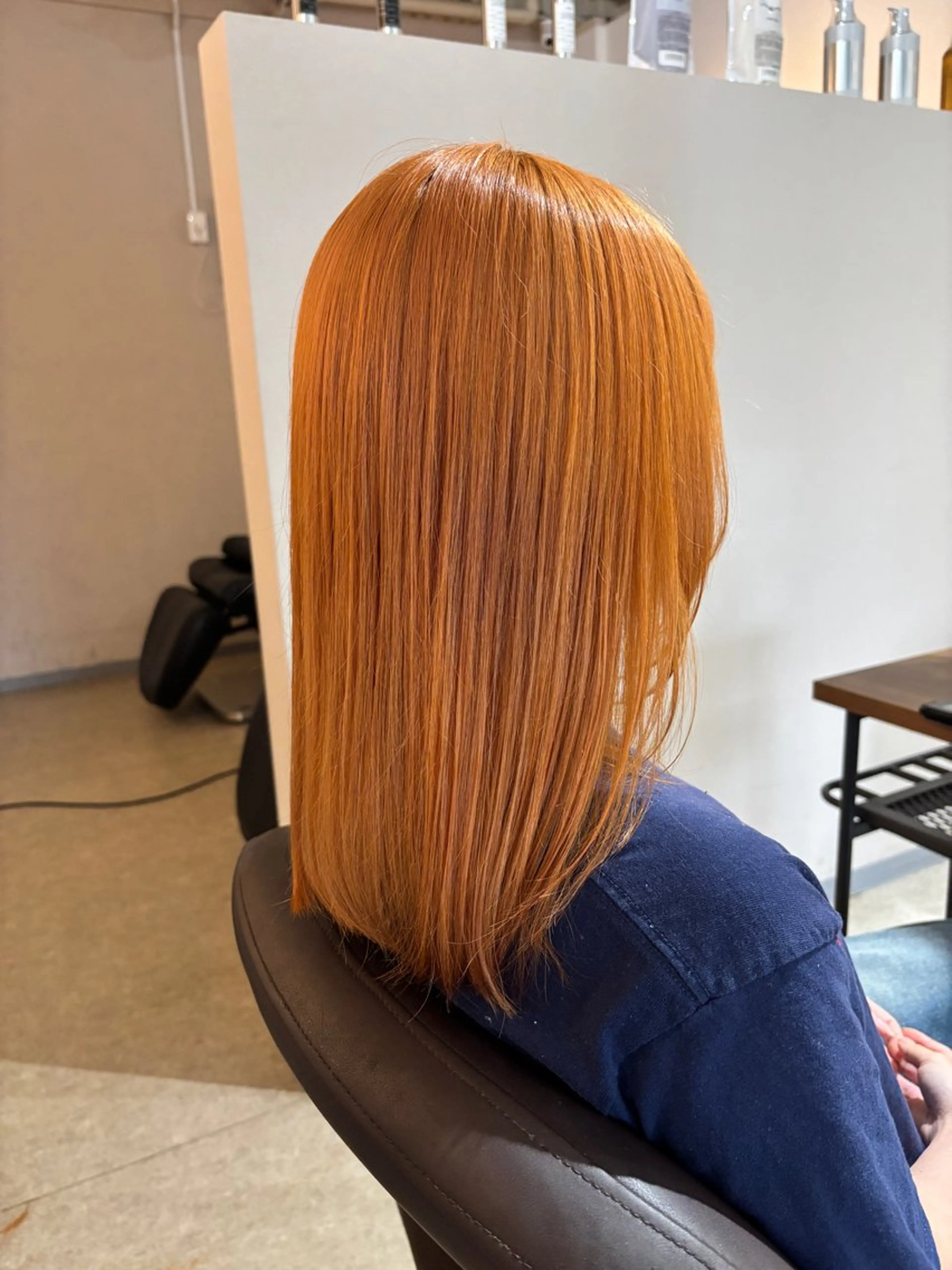 ミディアム ボブ 韓国風ヘア レイヤーカット 縮毛矯正 ヘアカラー トリートメント ブリーチカラー🤍 髪質改善🌟のヘアスタイル