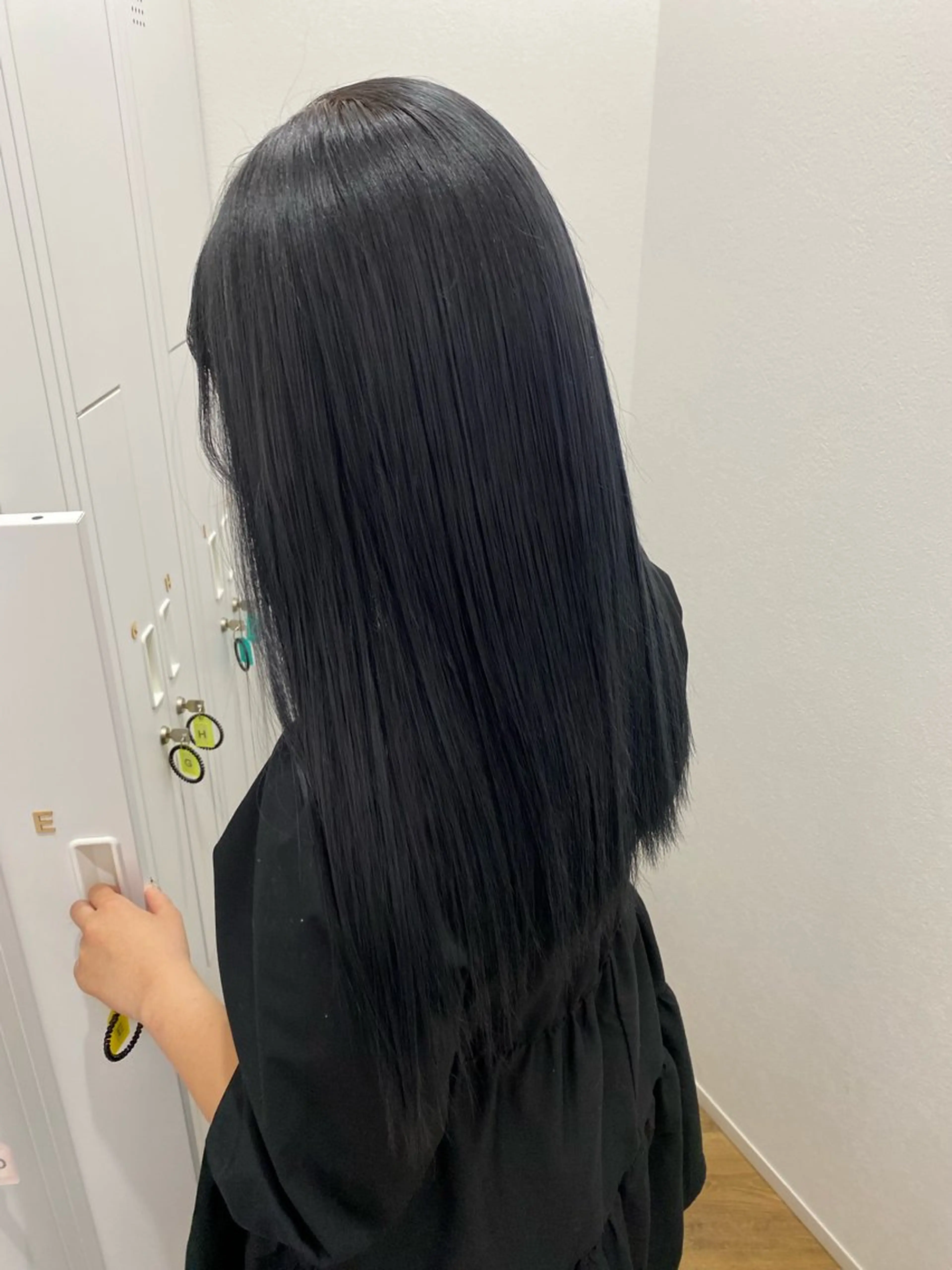 ロング カラー 藤野 凪沙のヘアスタイル