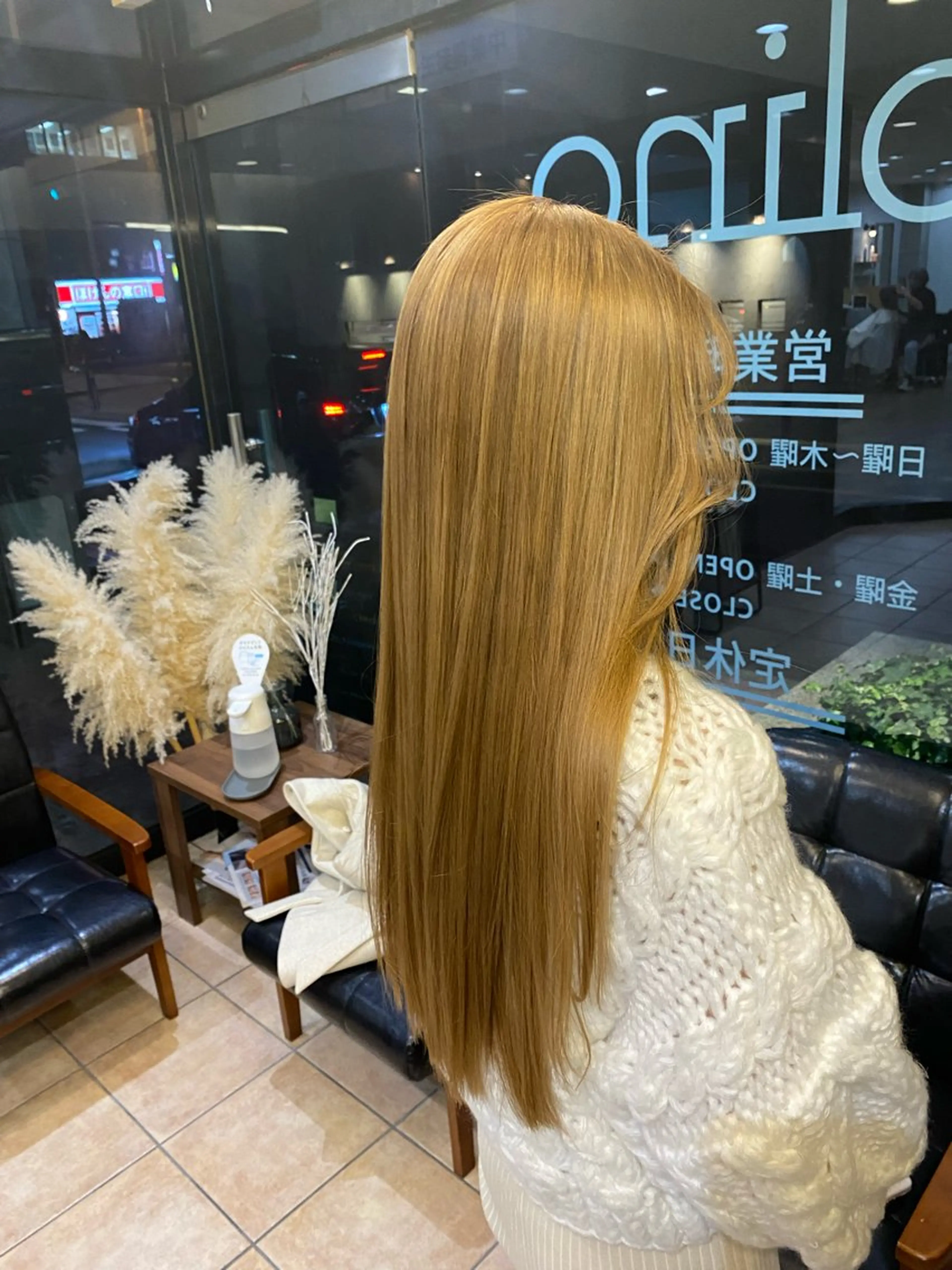 ロング カラー 西田辺/ タカスナオヤのヘアスタイル