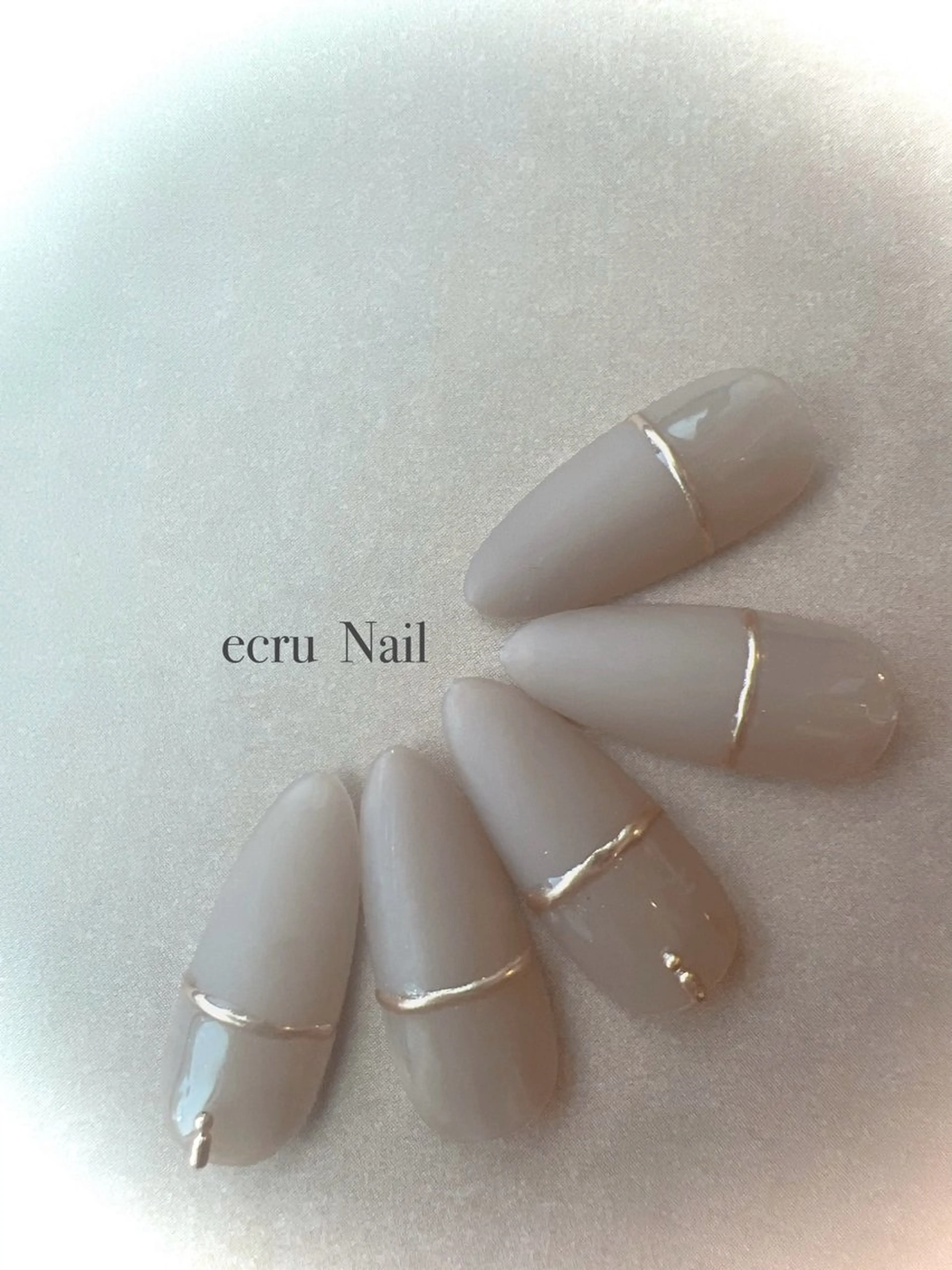 ネイル ecru Nailのネイルデザイン