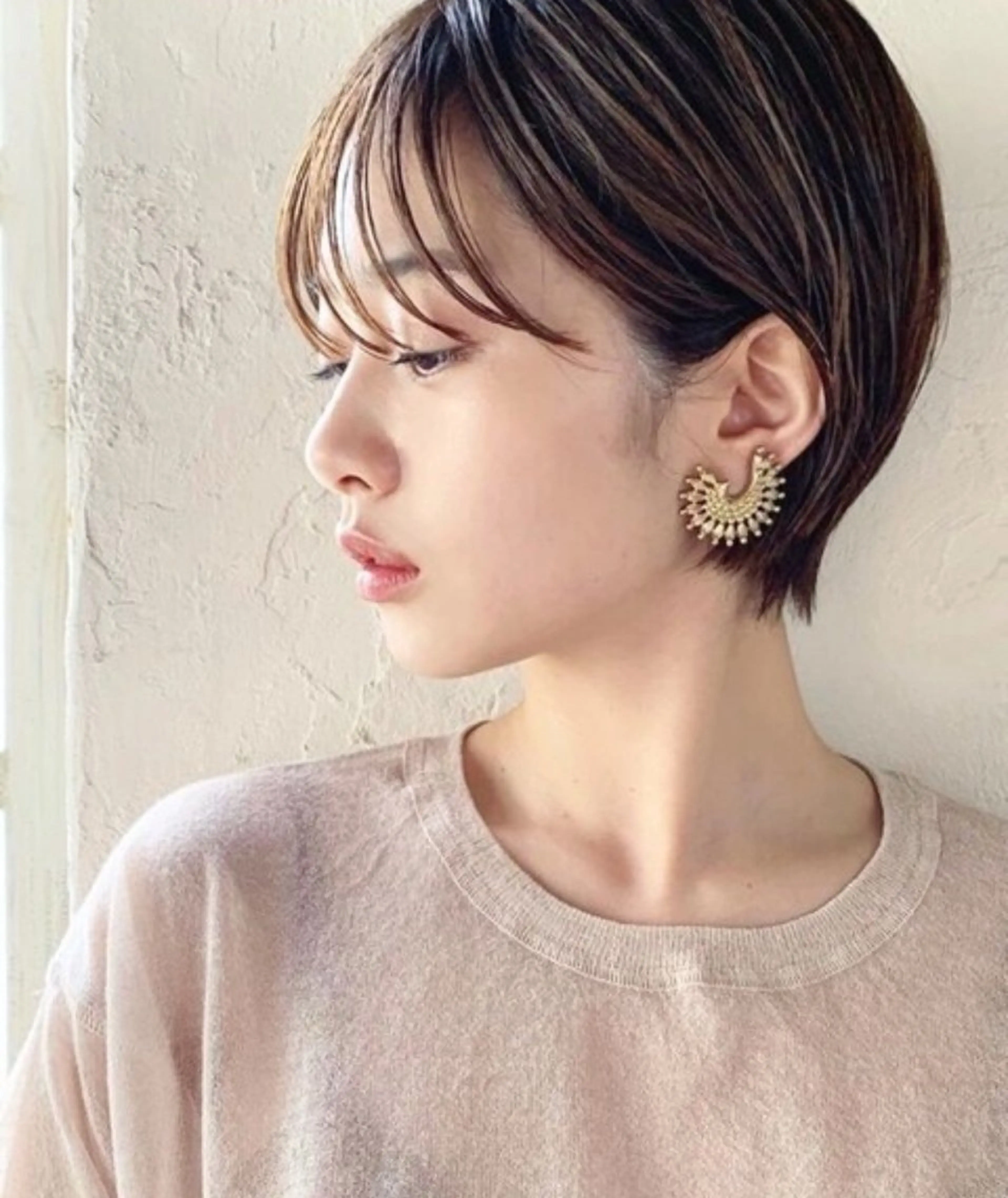 ショート ショートヘア 小顔カット 似合わせカット‪// 鶴我万唯華のヘアスタイル