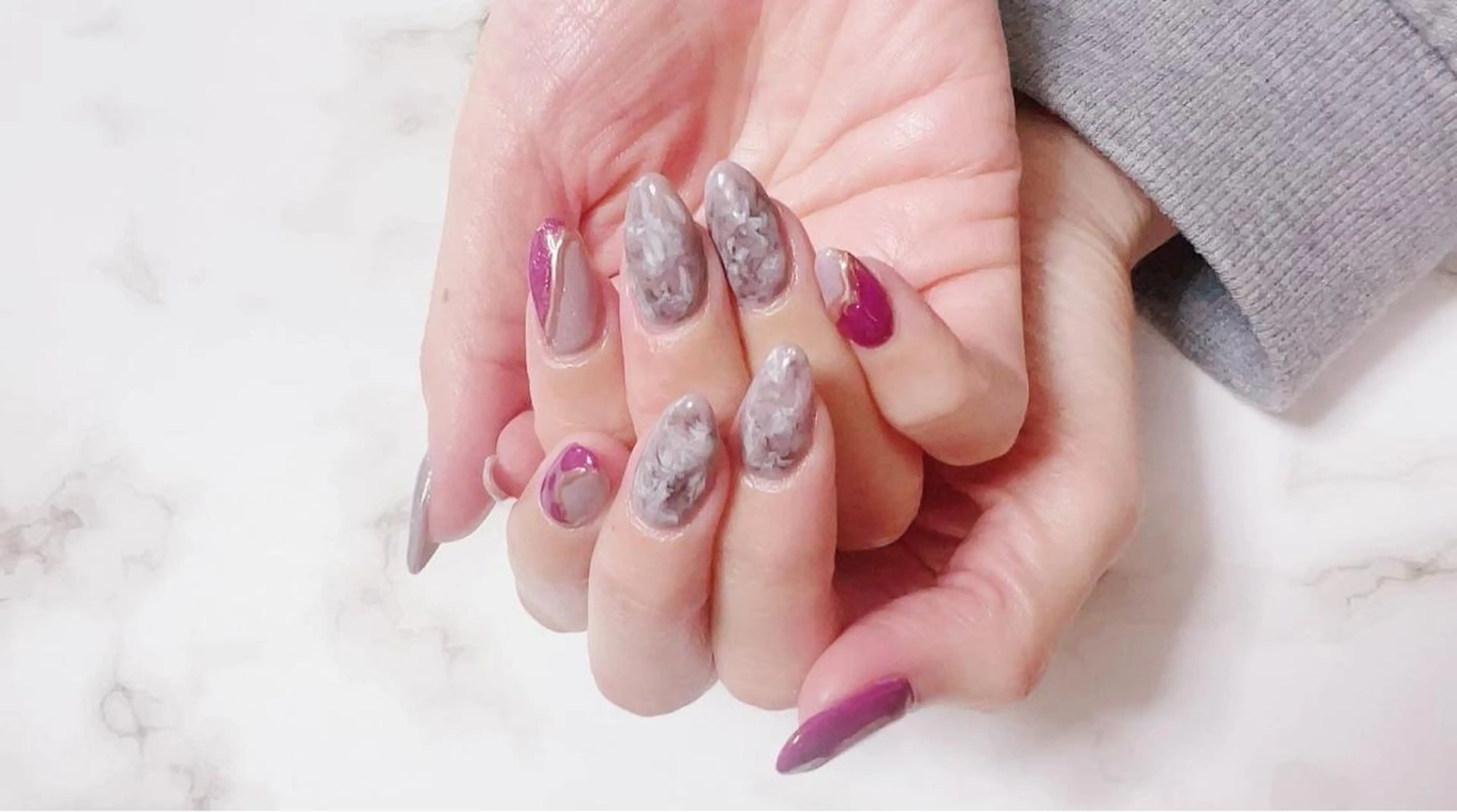 ミディアム ネイル アートネイル ジェルネイル ミディアムネイル ガールネイルサロン所属・ガール ネイルサロン Girl salonのネイルデザイン