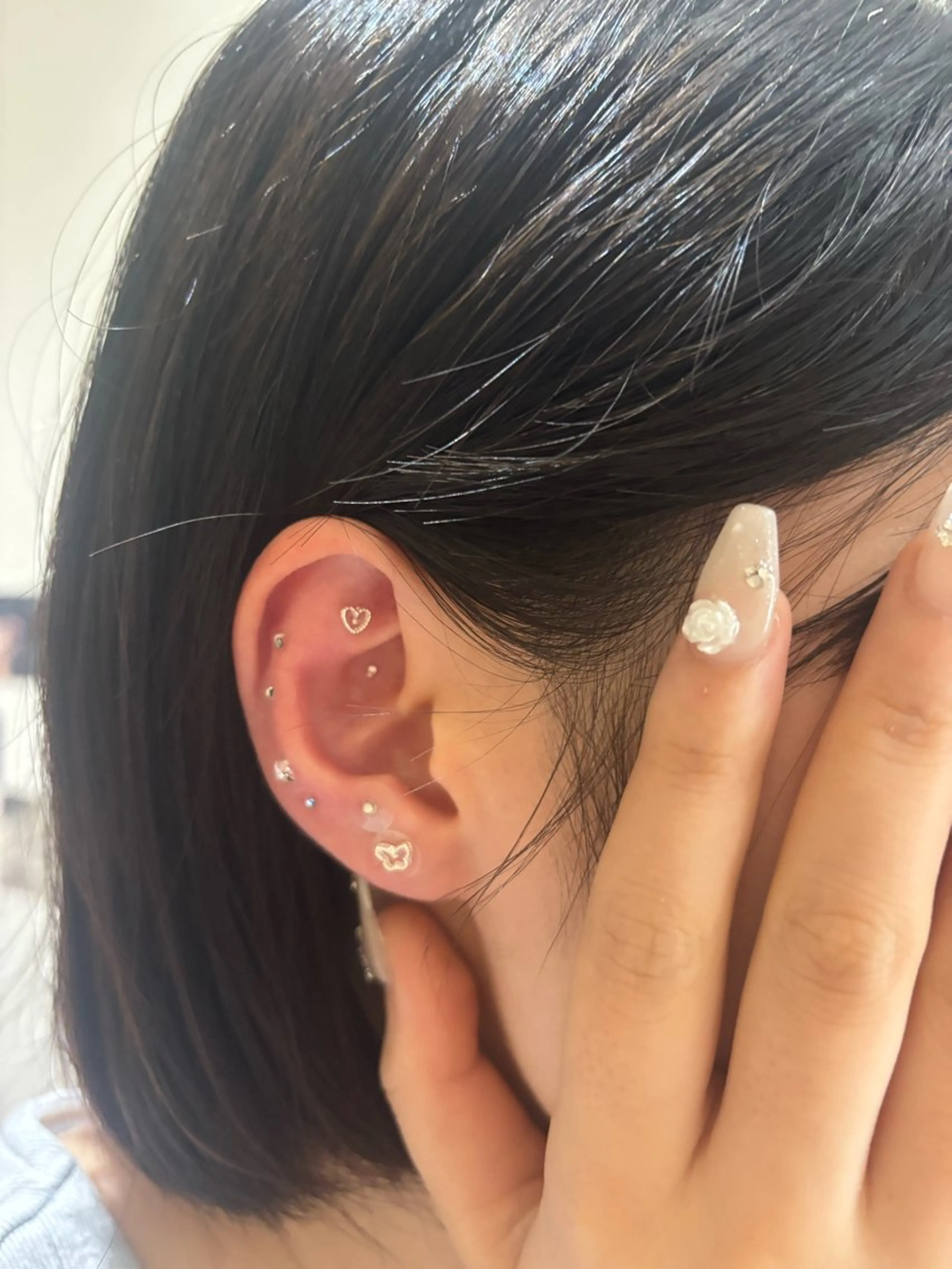 🩰冬季限定価格🩰耳ツボ ジュエリー 20個まで付け放題🪄の写真