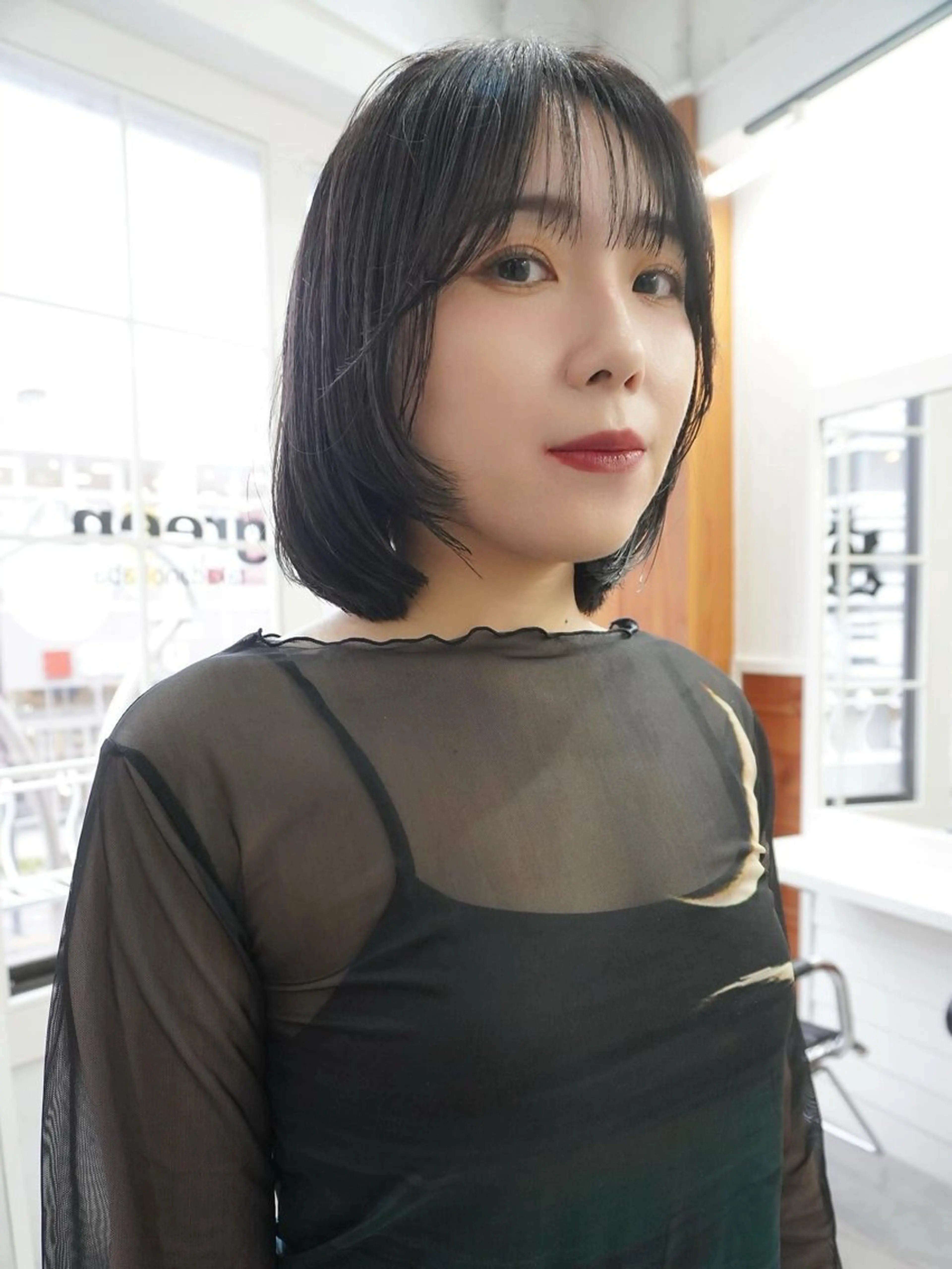 ショート カラー レイヤー／似合わせ TAKUYAのヘアスタイル