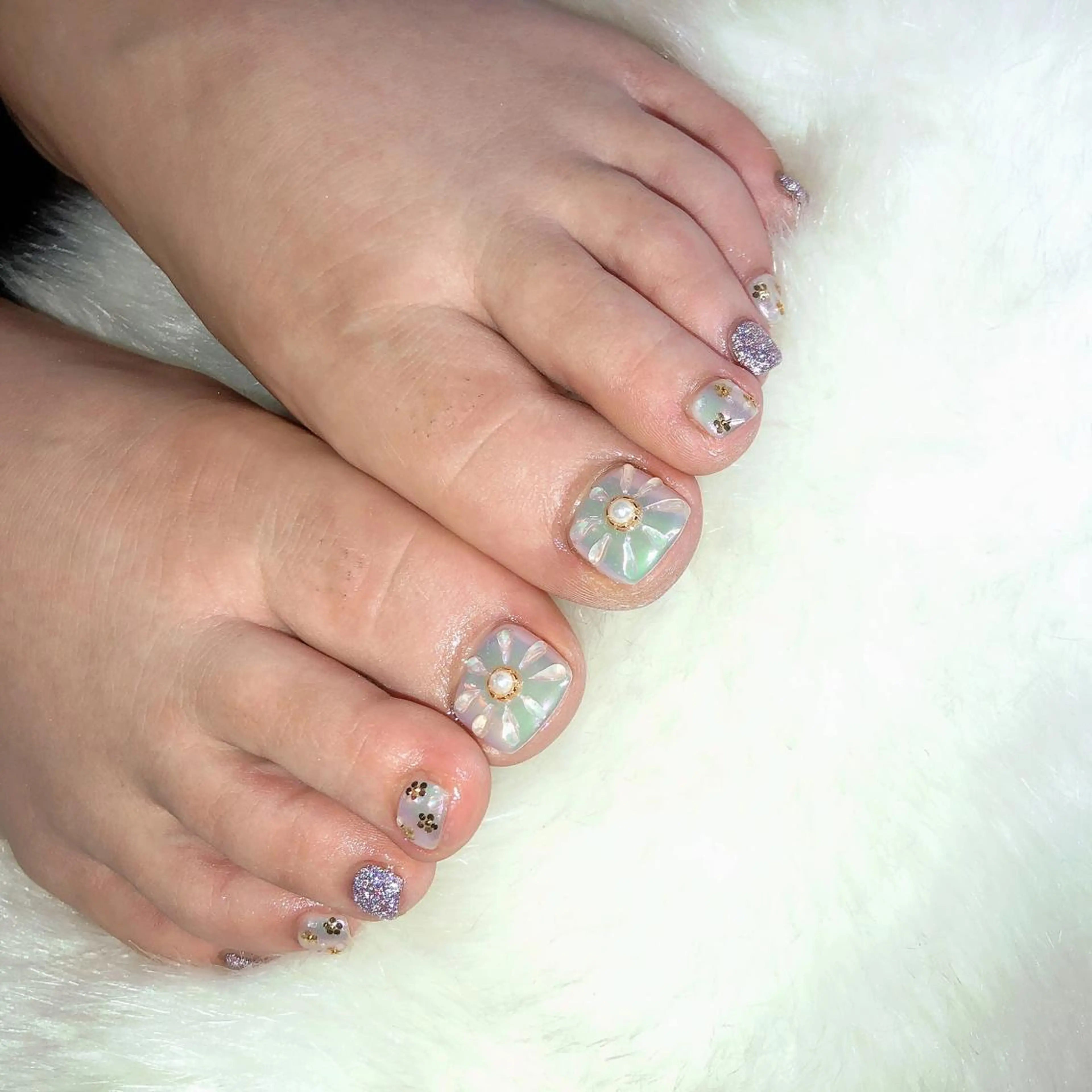 ネイル ハンドネイル フットネイル ハンドケア Nes.Nail所属・Miyagi Asamiのネイルデザイン