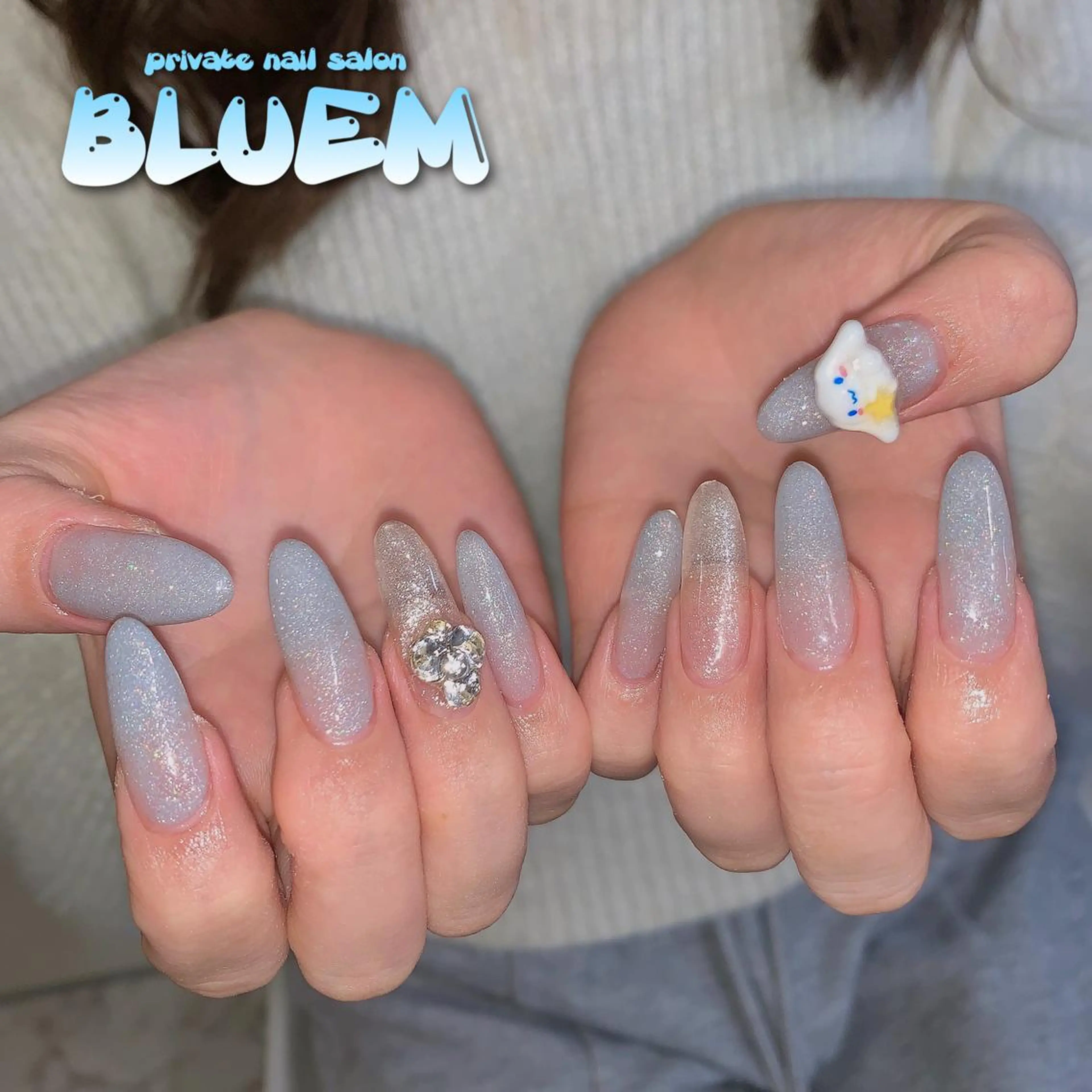 ネイル BLUEM なな🐶のネイルデザイン