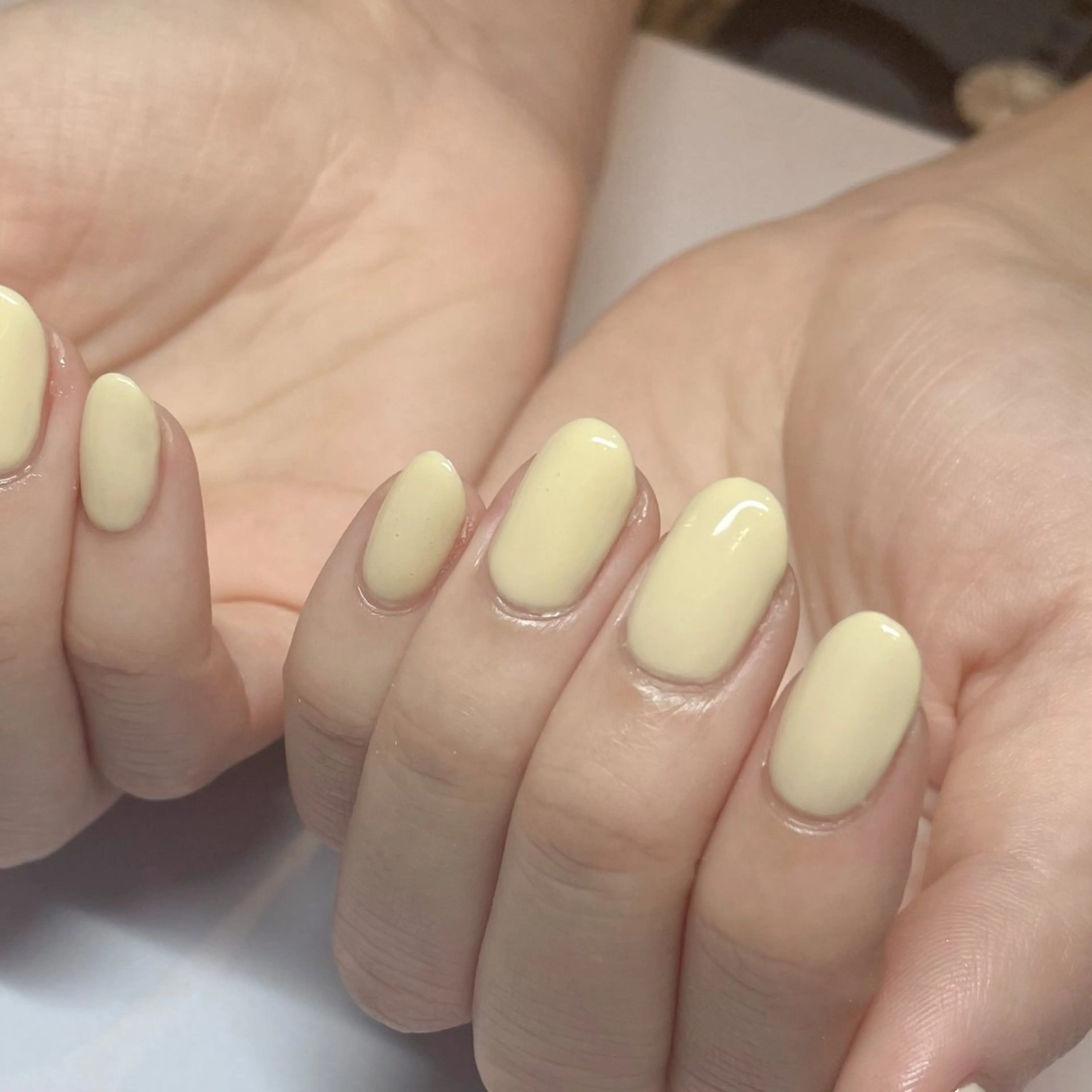 ネイル Nailsalon Repos.所属・Rika🌼 シンプル•マグネットのネイルデザイン