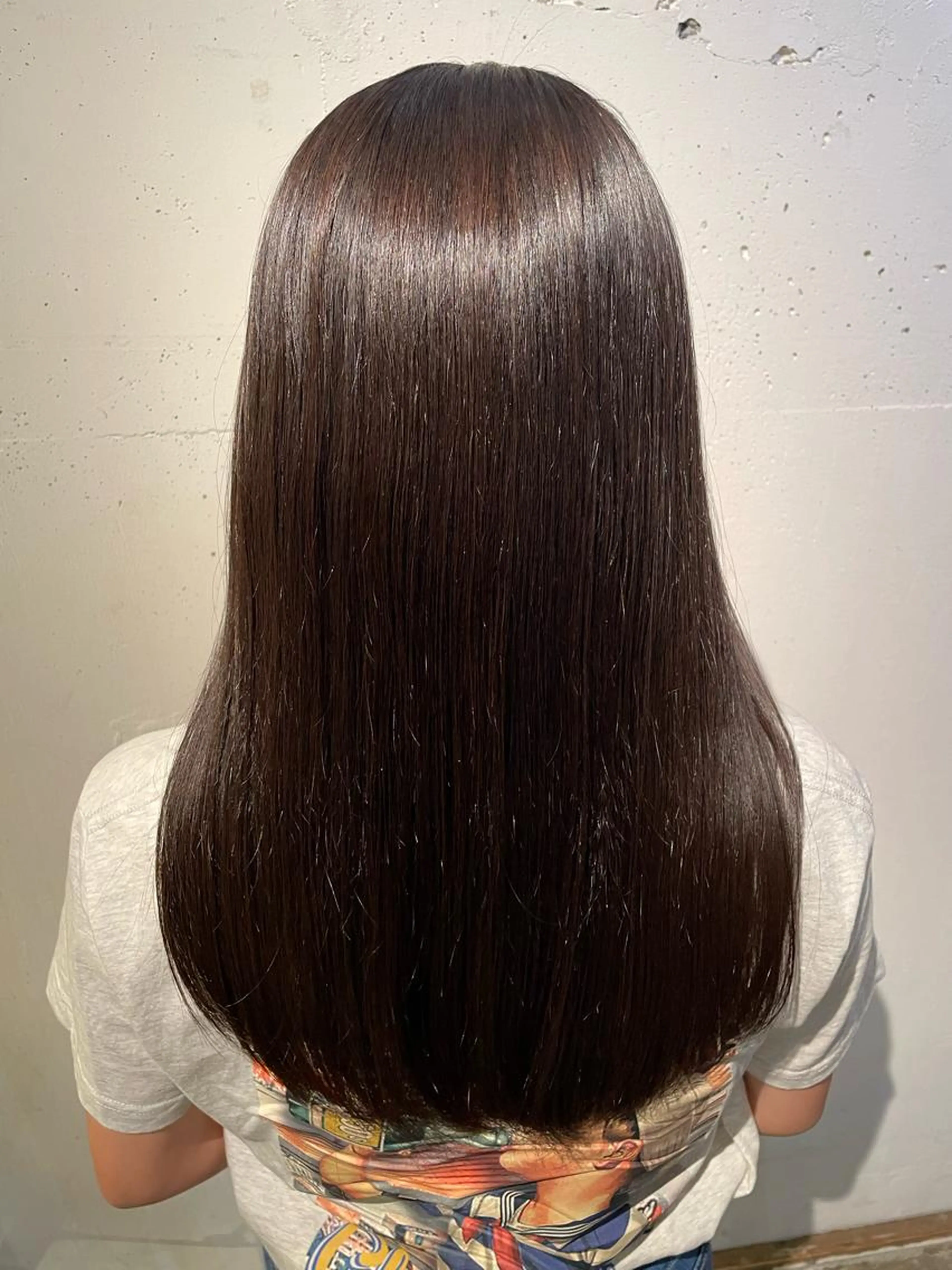 cut & 縮毛矯正（ストレート）の写真