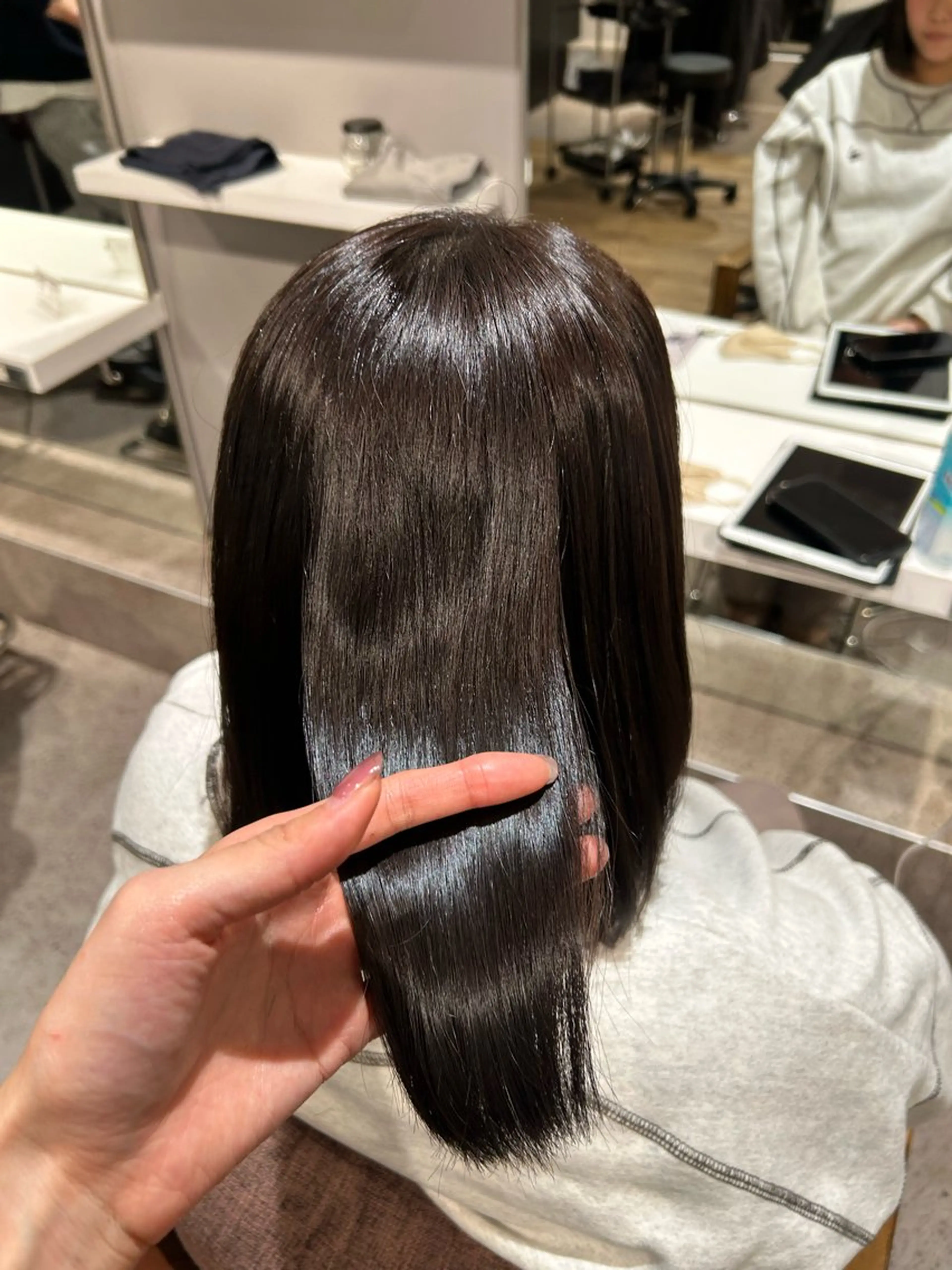 ミディアム ヘアカラー BONIA by HEADLIGHT 大阪梅田店【ボニア バイ ヘッドライト】所属・綾/似合わせcut うめだの隠れ家サロンのヘアスタイル