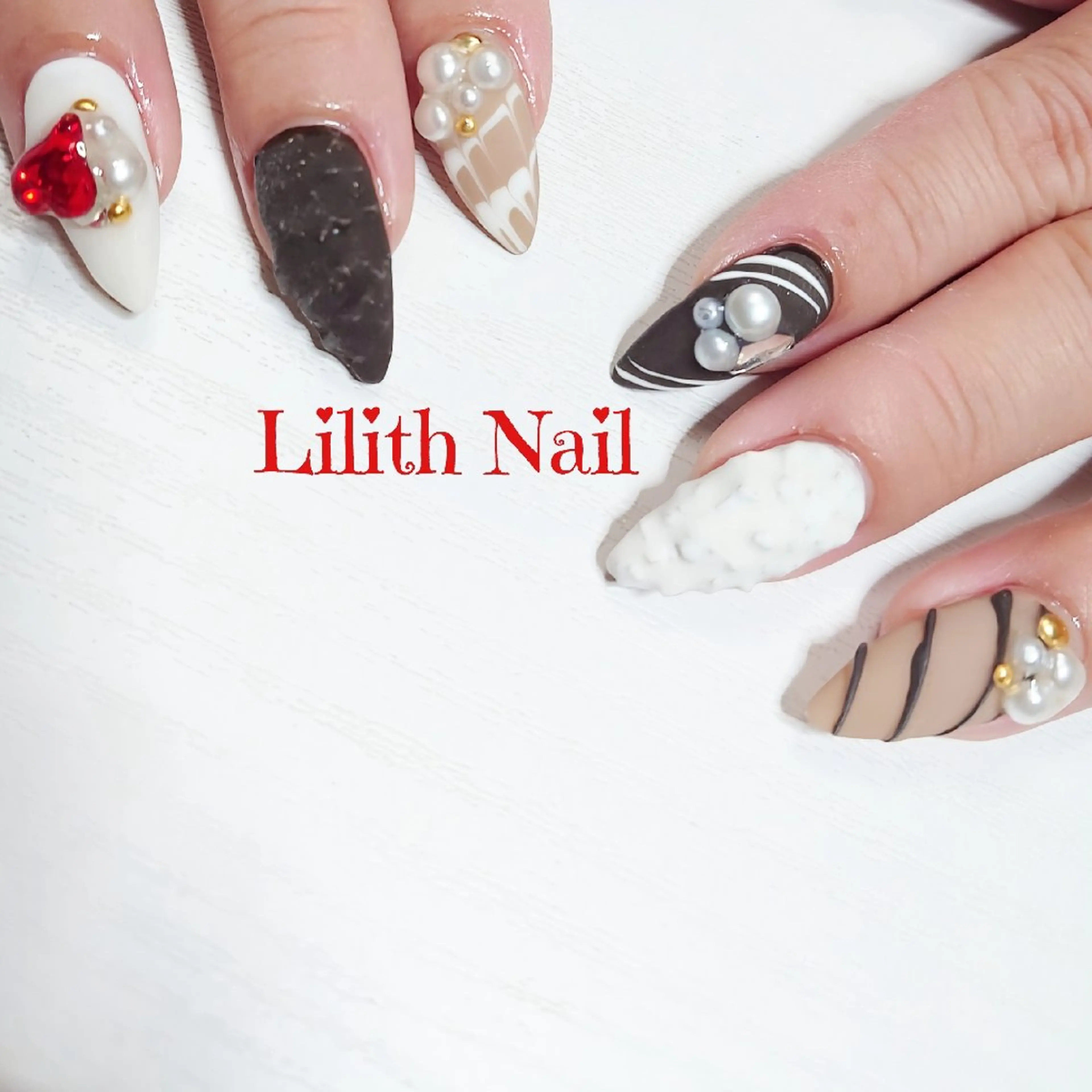 ネイル ハンドネイル Lilith Nailのネイルデザイン