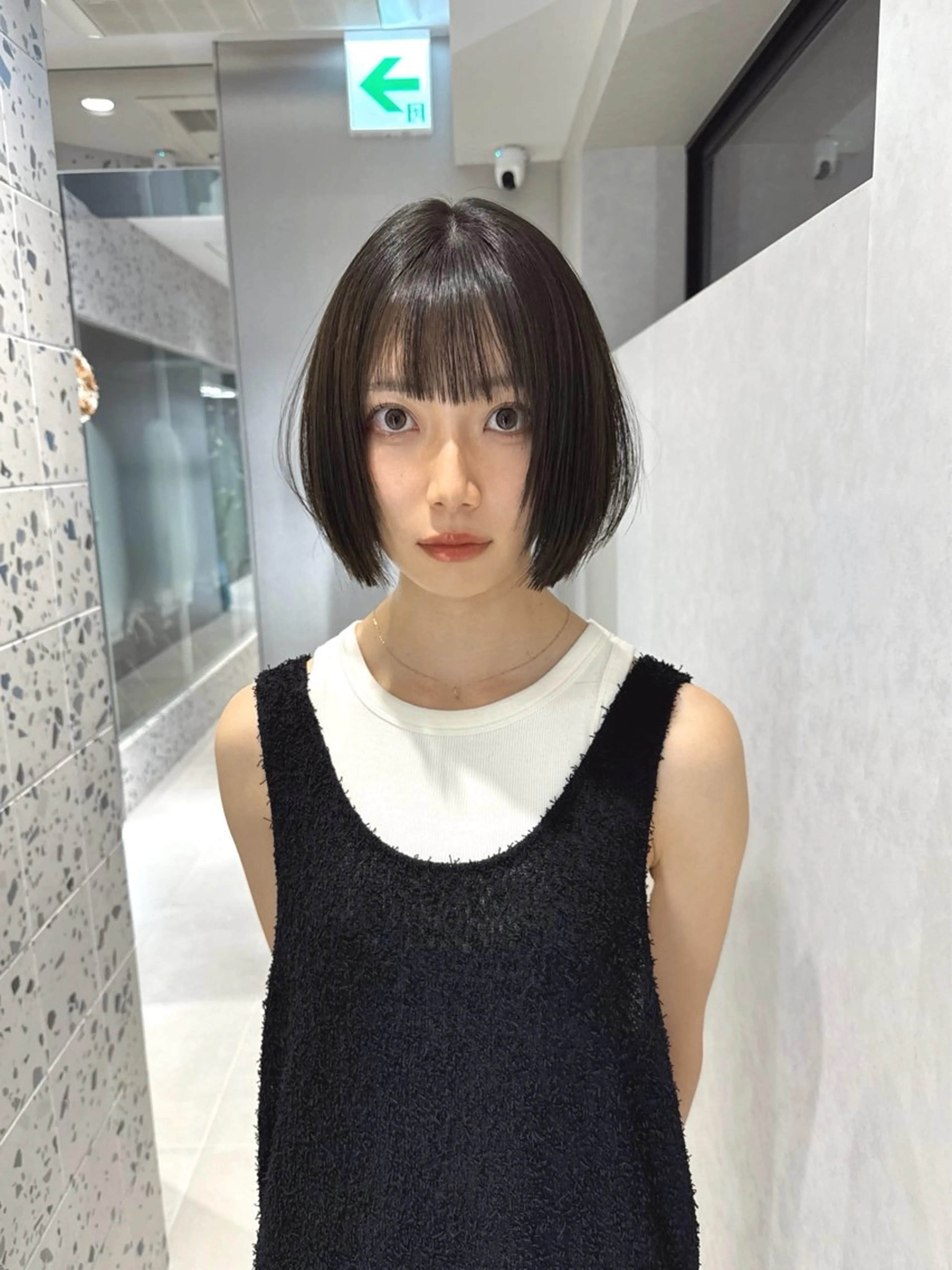 ショート カラー ブリーチ グレージュ ブリーチなしカラー オリーブグレージュ オリーブグレー ヘアカラー 縮毛矯正 トリートメント LUMO所属・矢野 晃平のヘアスタイル