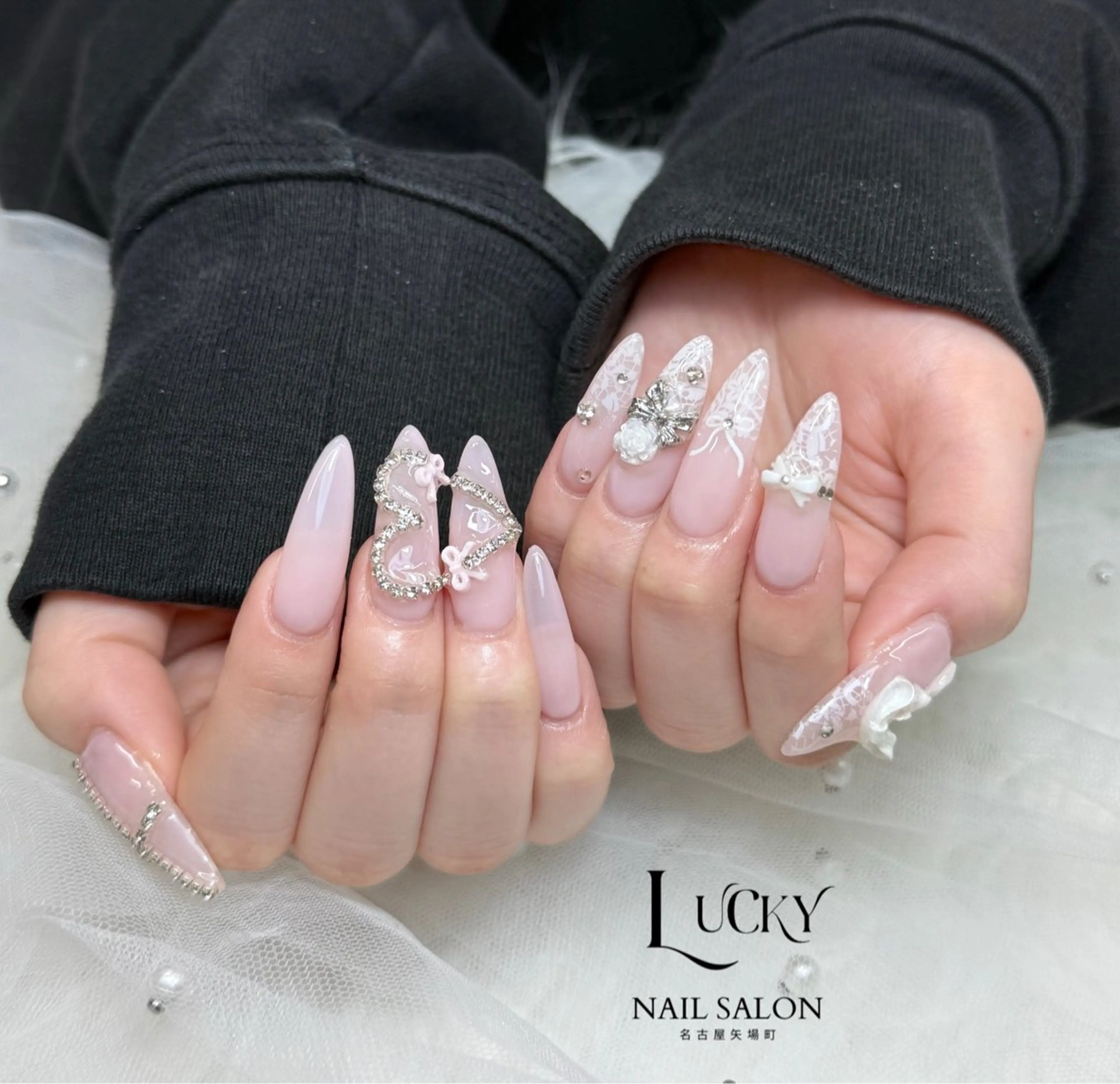 ネイル アートネイル ジェルネイル ロングネイル 持ち込み シンプルネイル ハンドネイル Lucky Nail Salon所属・Lucky Nail Salonのネイルデザイン