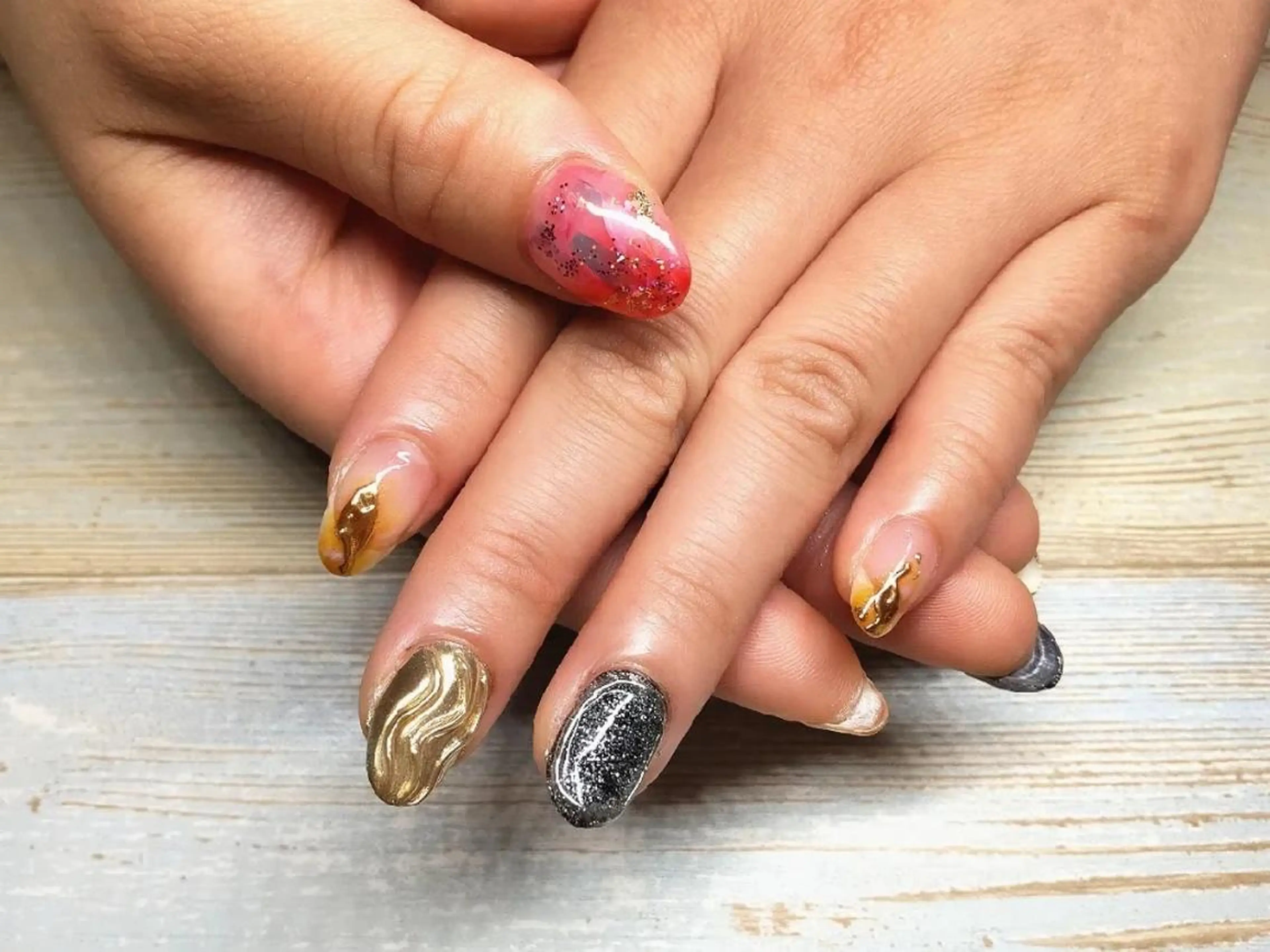 ミディアム ネイル フラッシュネイル ジェルネイル ニュアンスネイル スカルプネイル ハンドネイル T&A nailのネイルデザイン