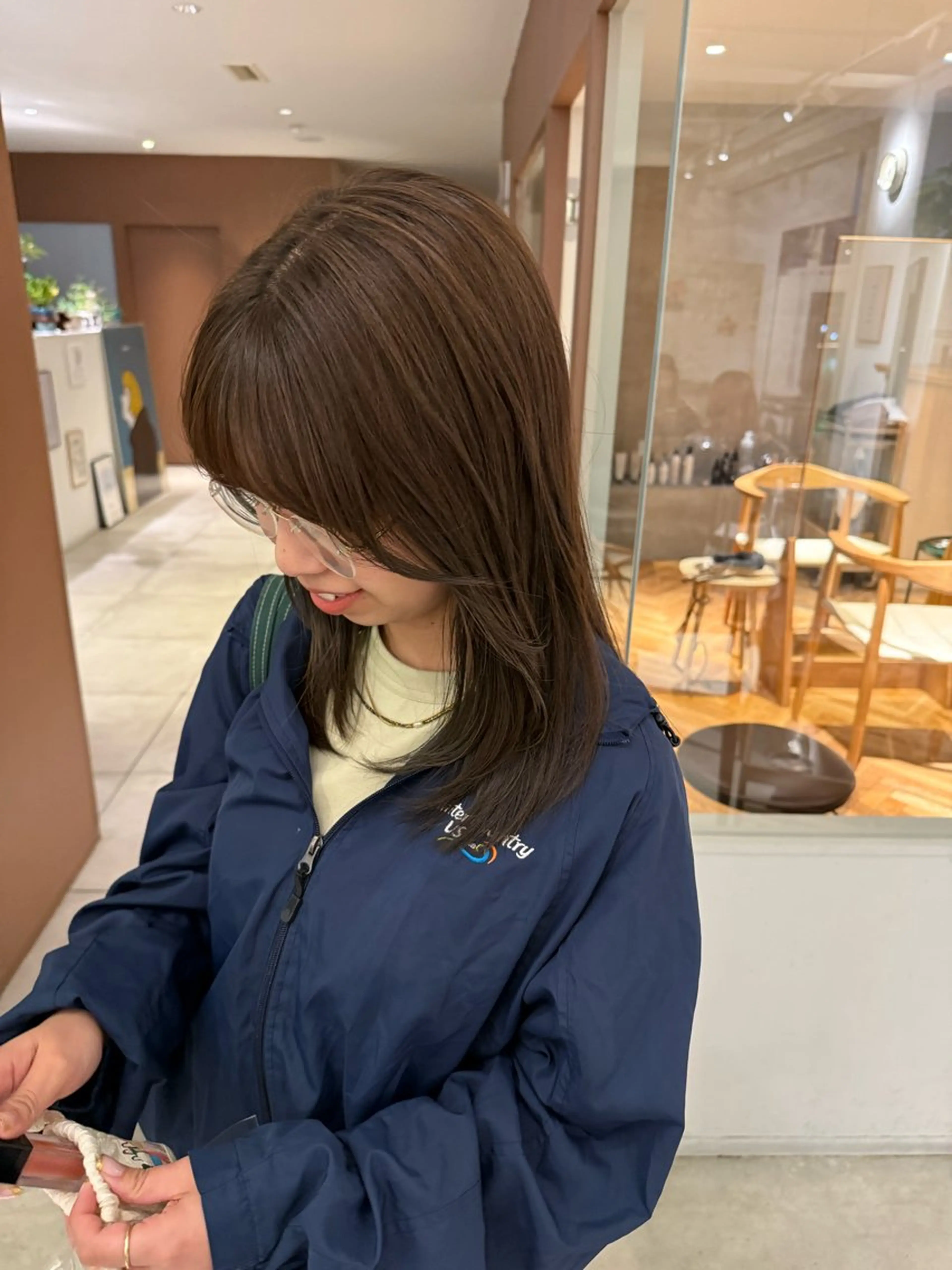 カラー 透明感カラー 南部 綾音のヘアスタイル