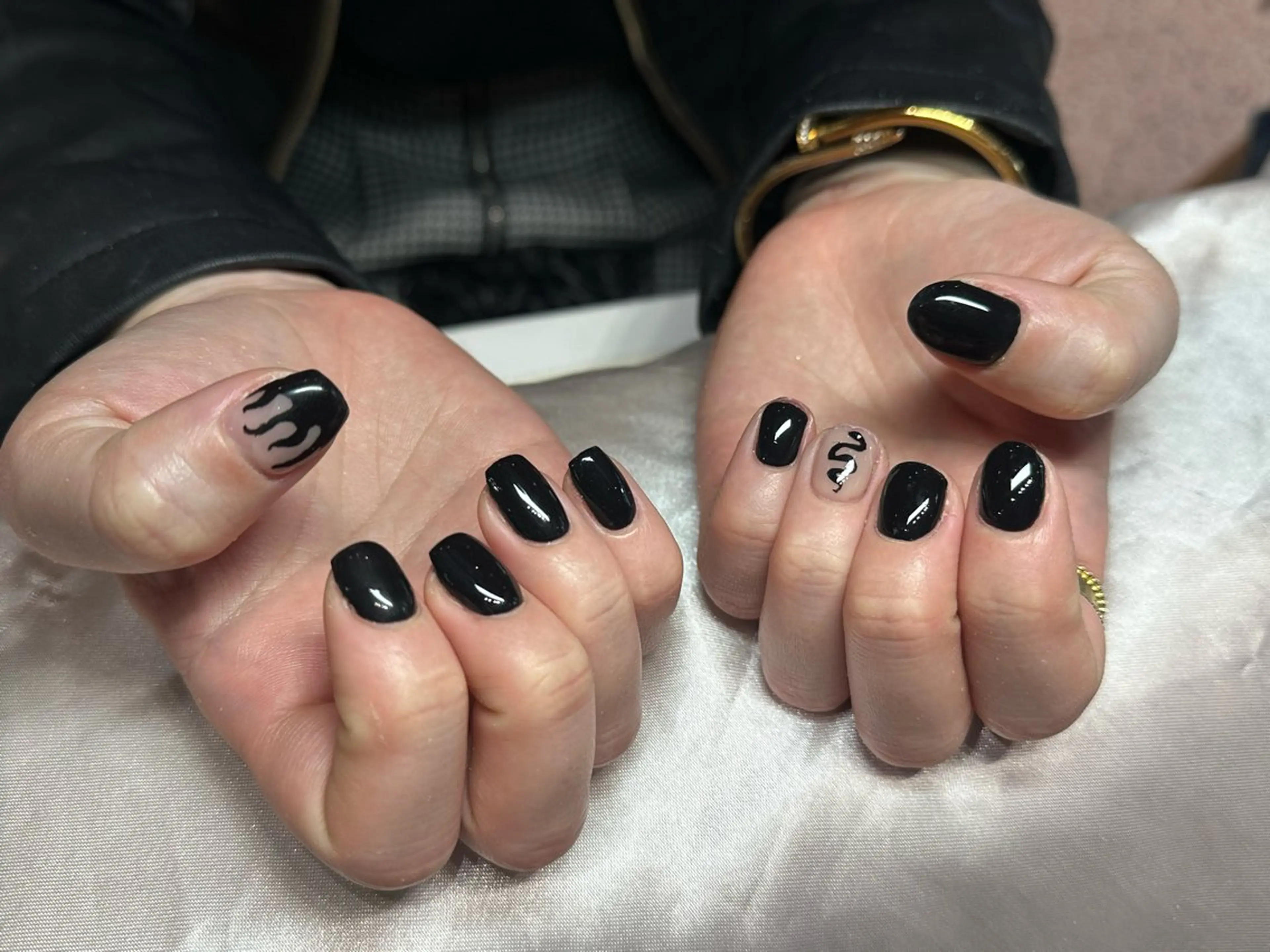 ネイル アートネイル ジェルネイル ハンドネイル Roy 心斎橋店所属・Roy 心斎橋 IINUMAのネイルデザイン