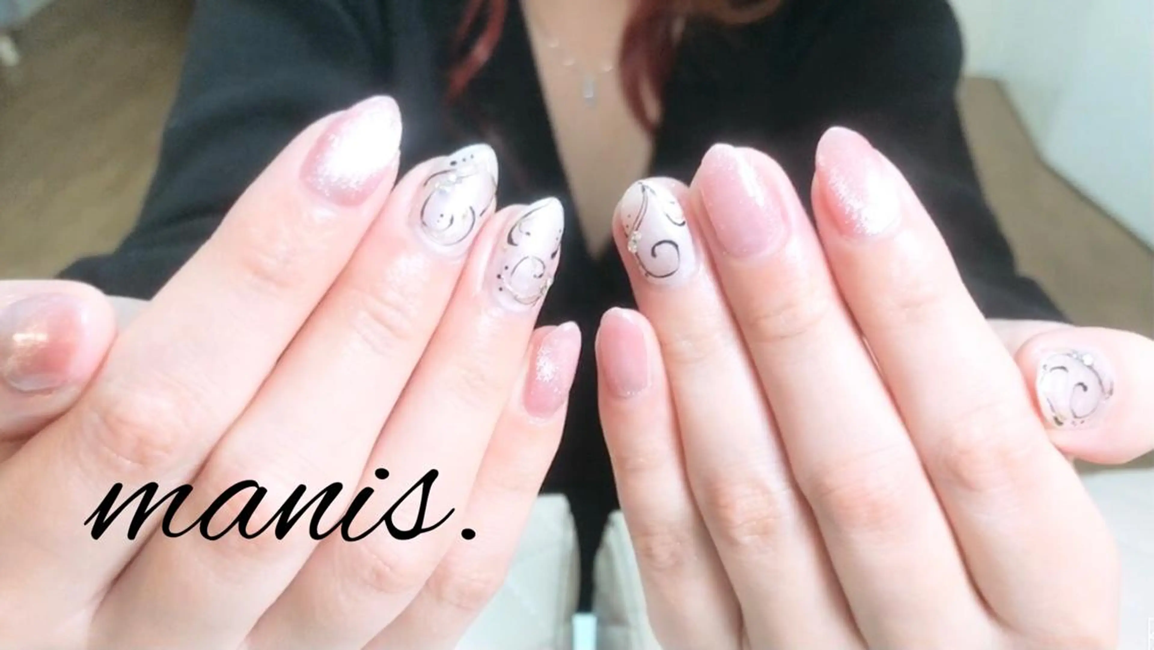 ネイル manis .のネイルデザイン
