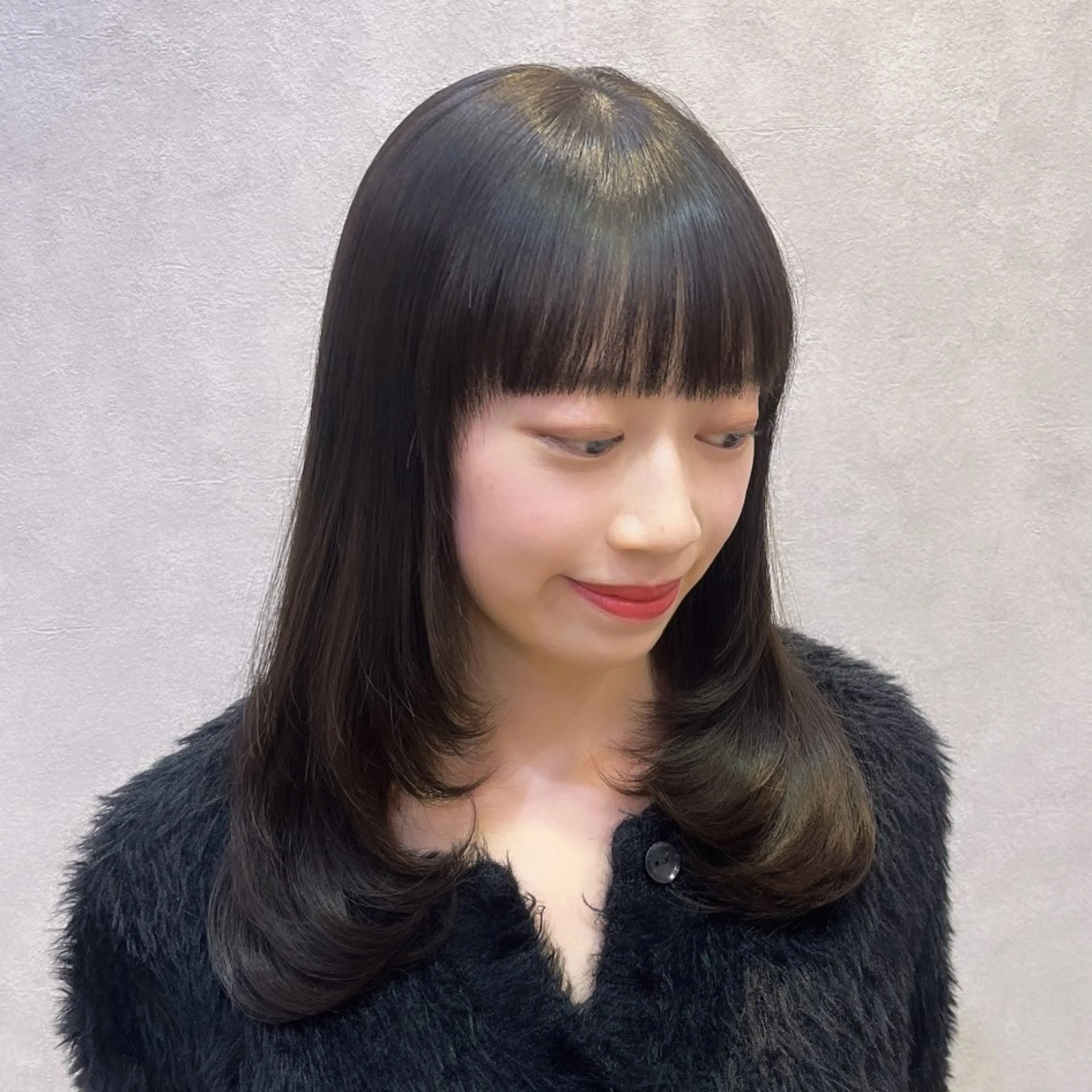 セミロング 韓国🎀レイヤー/艶 髪/縮毛矯正/ユリナのヘアスタイル