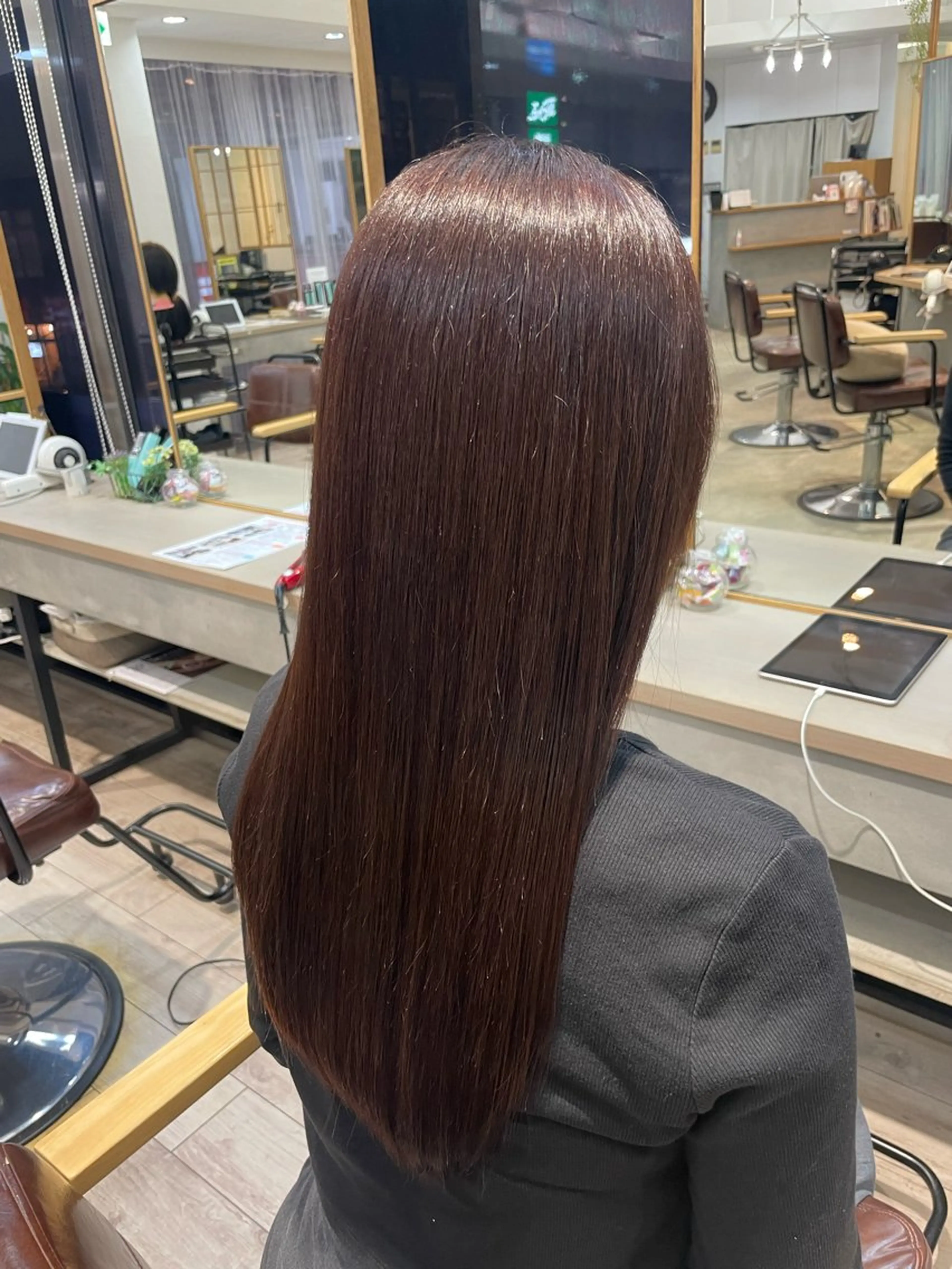 ロング カラー 川村 諒のヘアスタイル