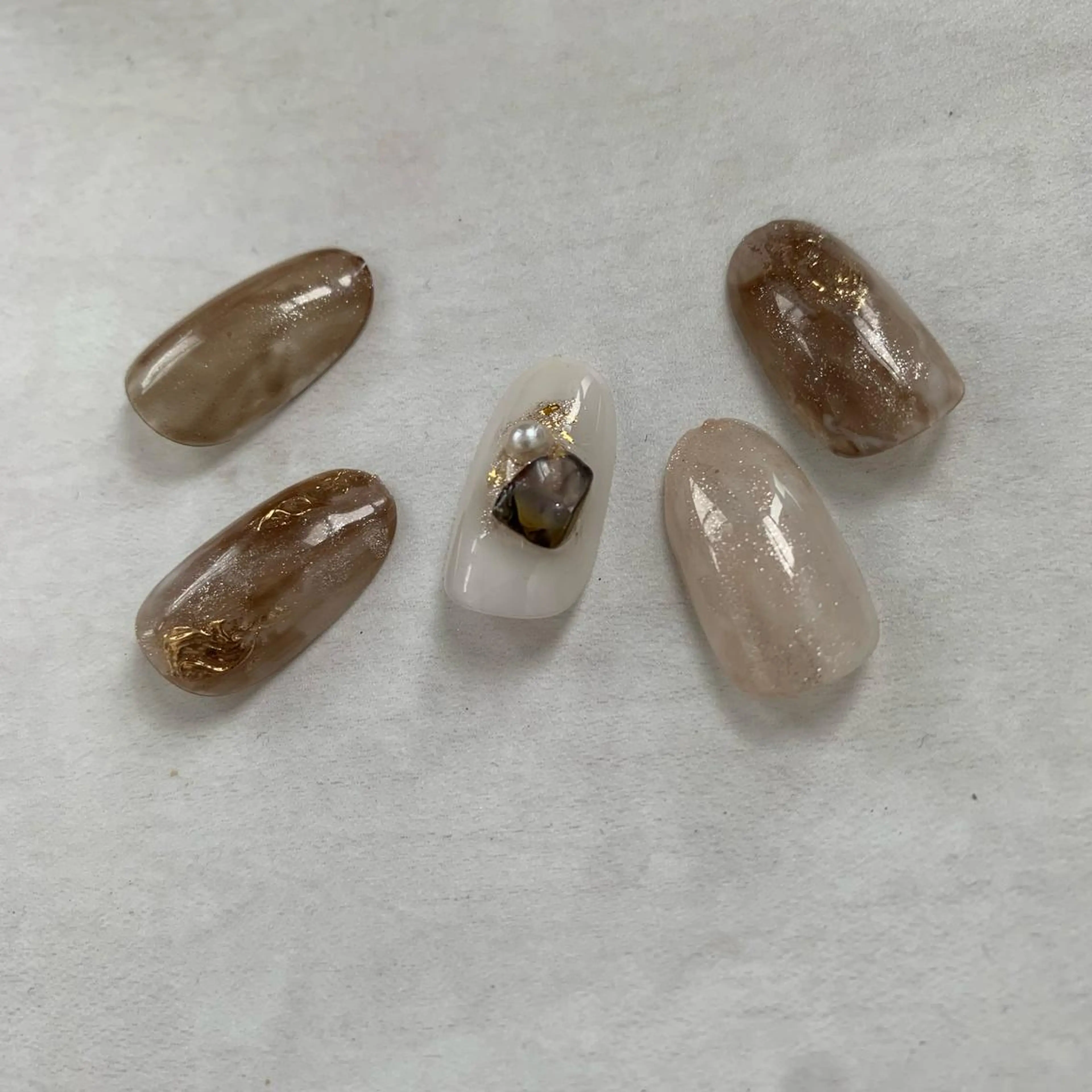 ネイル salon Hush Hushのネイルデザイン