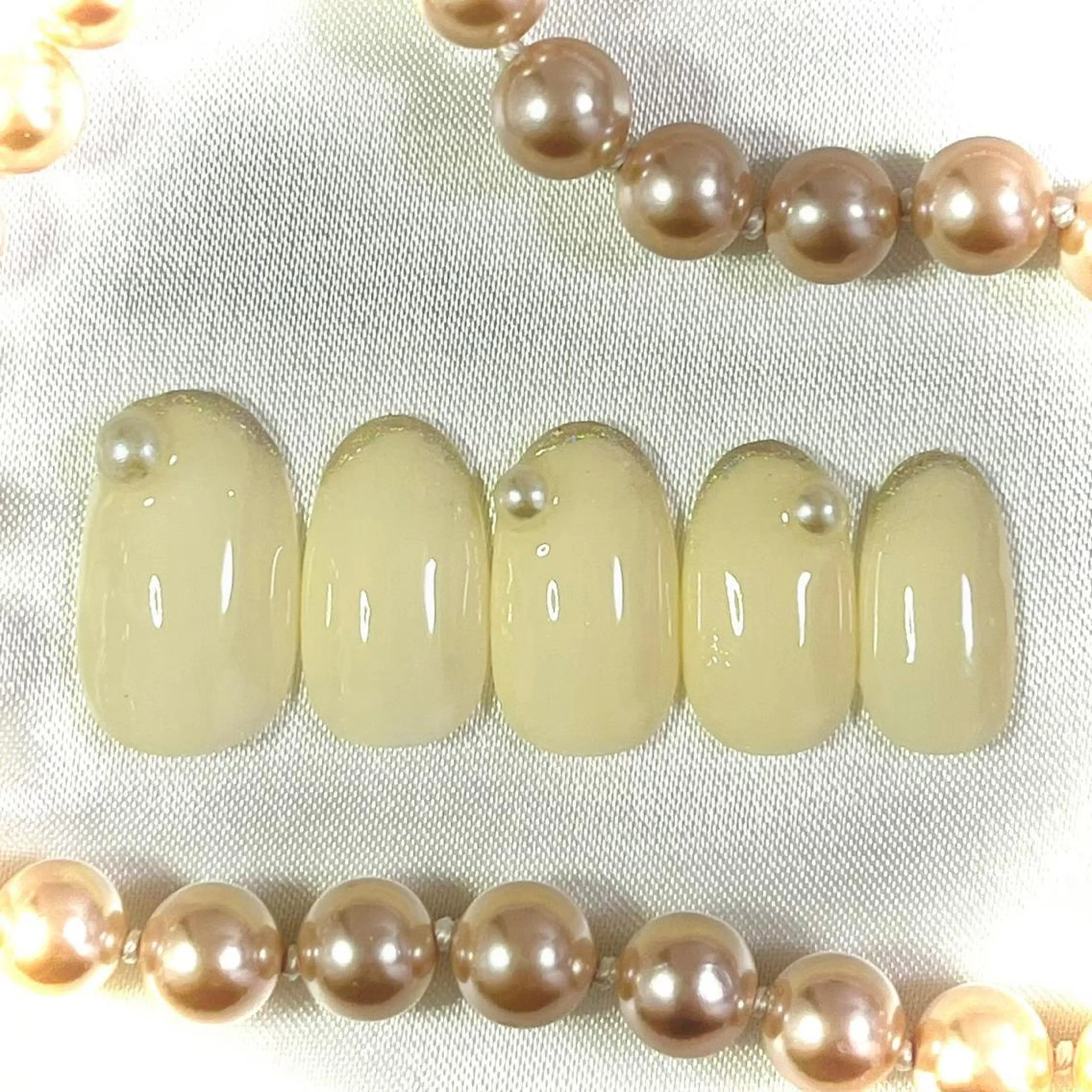 ネイル フレンチネイル 韓国ネイル シルバー ハンドネイル 韓国ネイルサロン Miuのネイルデザイン