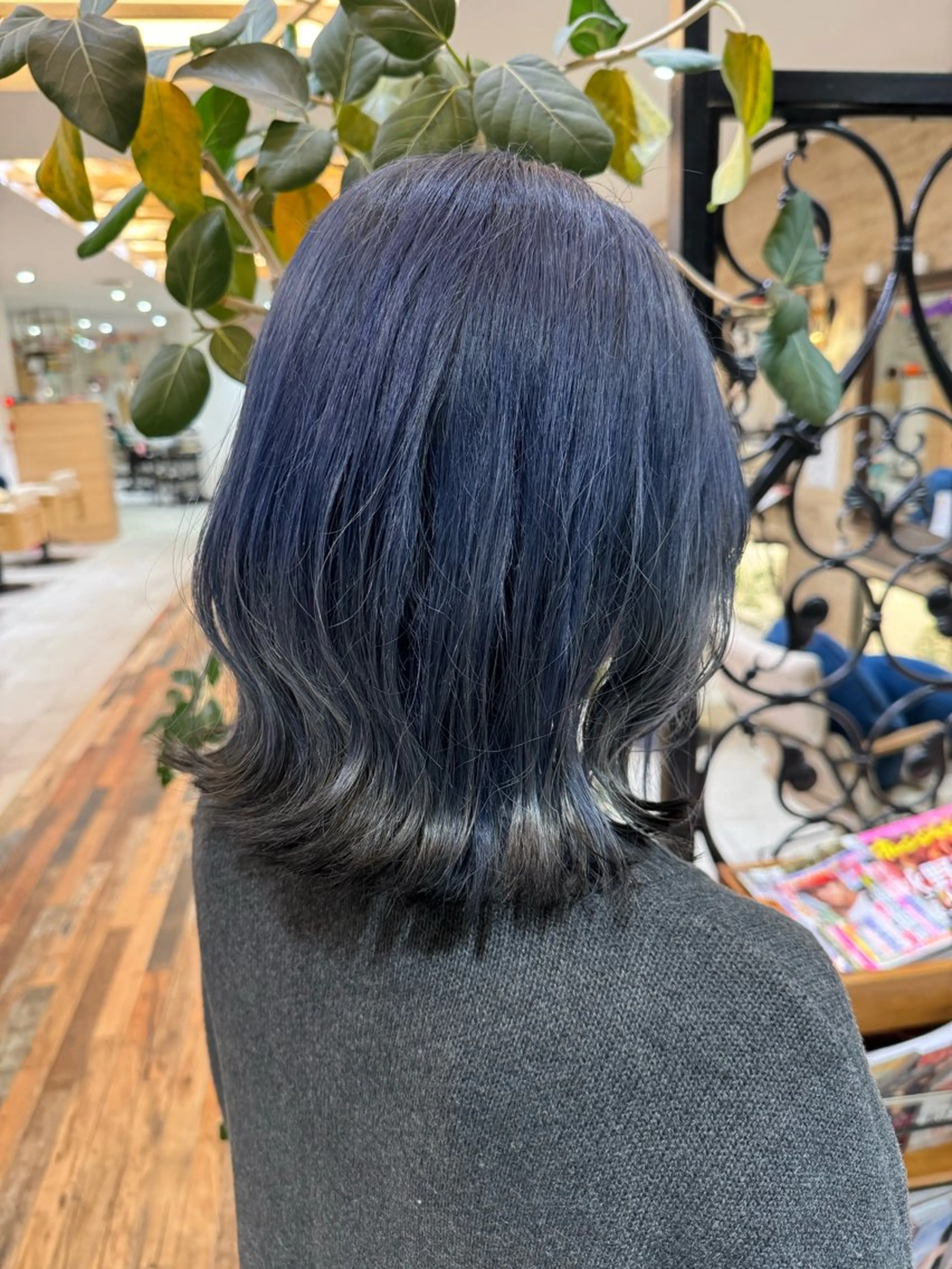 ミディアム カラー ブルーカラー ダブルカラー ネイビーカラー 🐣 SHION🐥のヘアスタイル