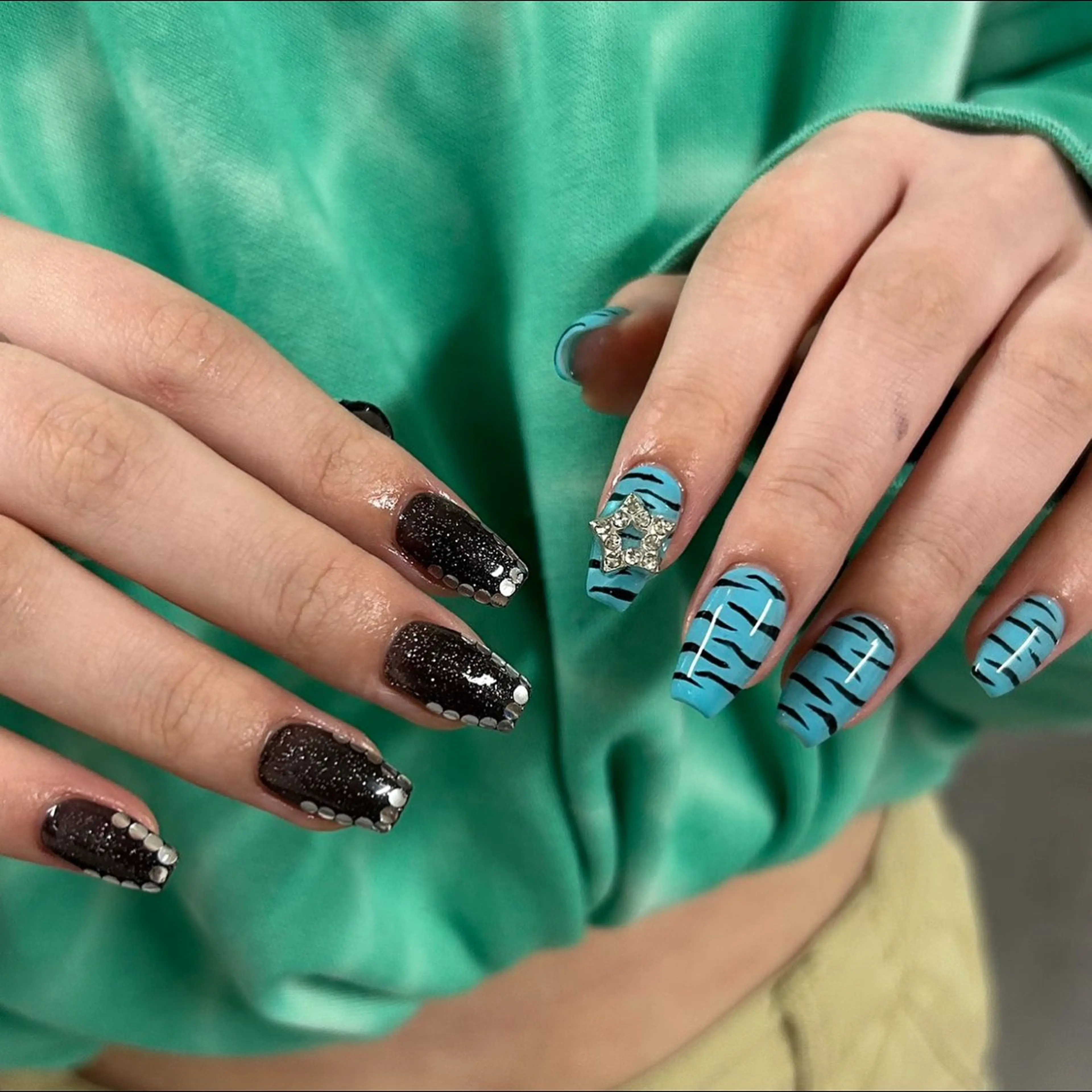 ネイル ハルナ/当日予約 🆗🪩のネイルデザイン