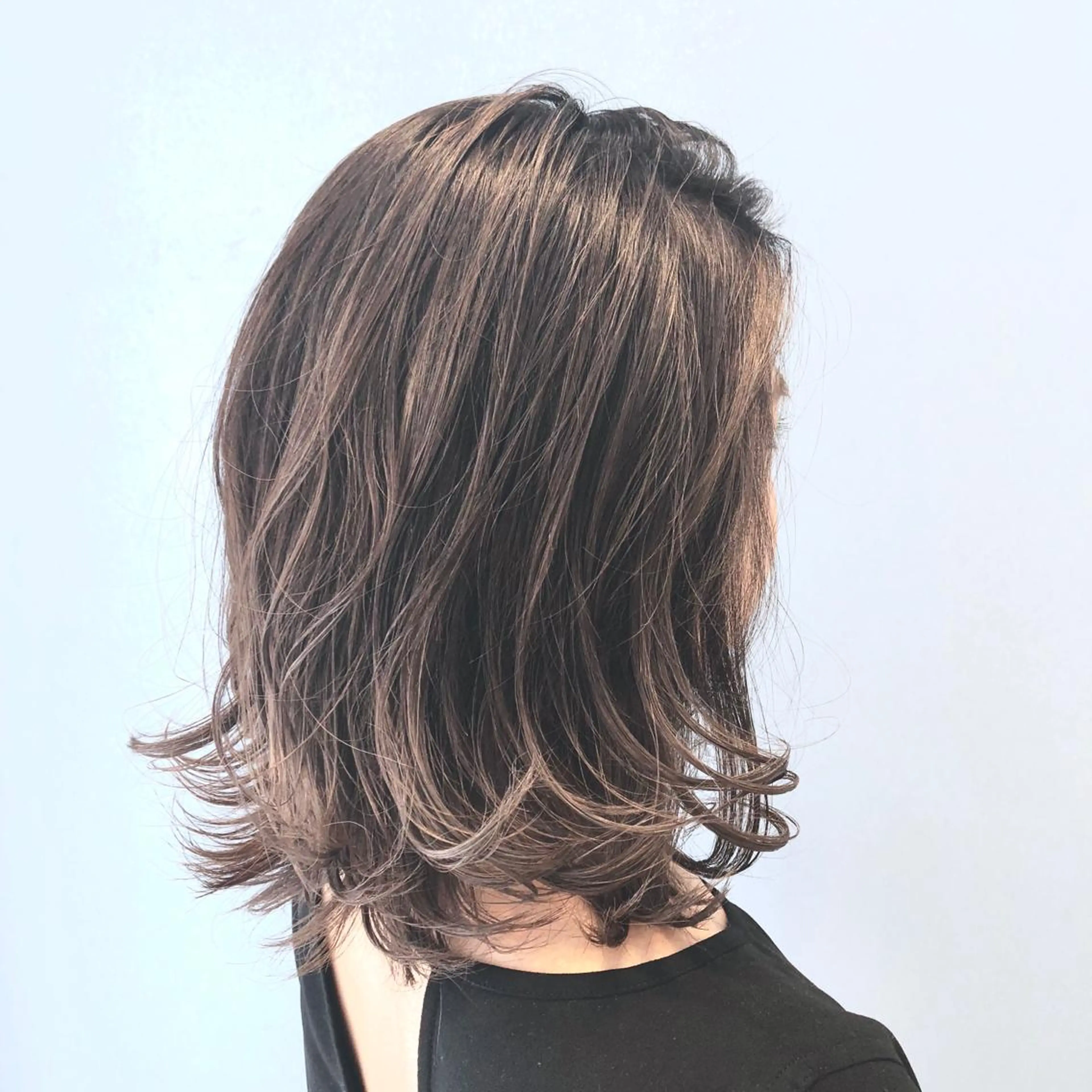 ミディアム カラー グラデーションカラー グレージュ ハイライトカラー 外国人風カラー ハイライト ヘアカラー トリートメント 🌈ぷる艶カラー🌈 髪質改善👑柳沼尚貴のヘアスタイル