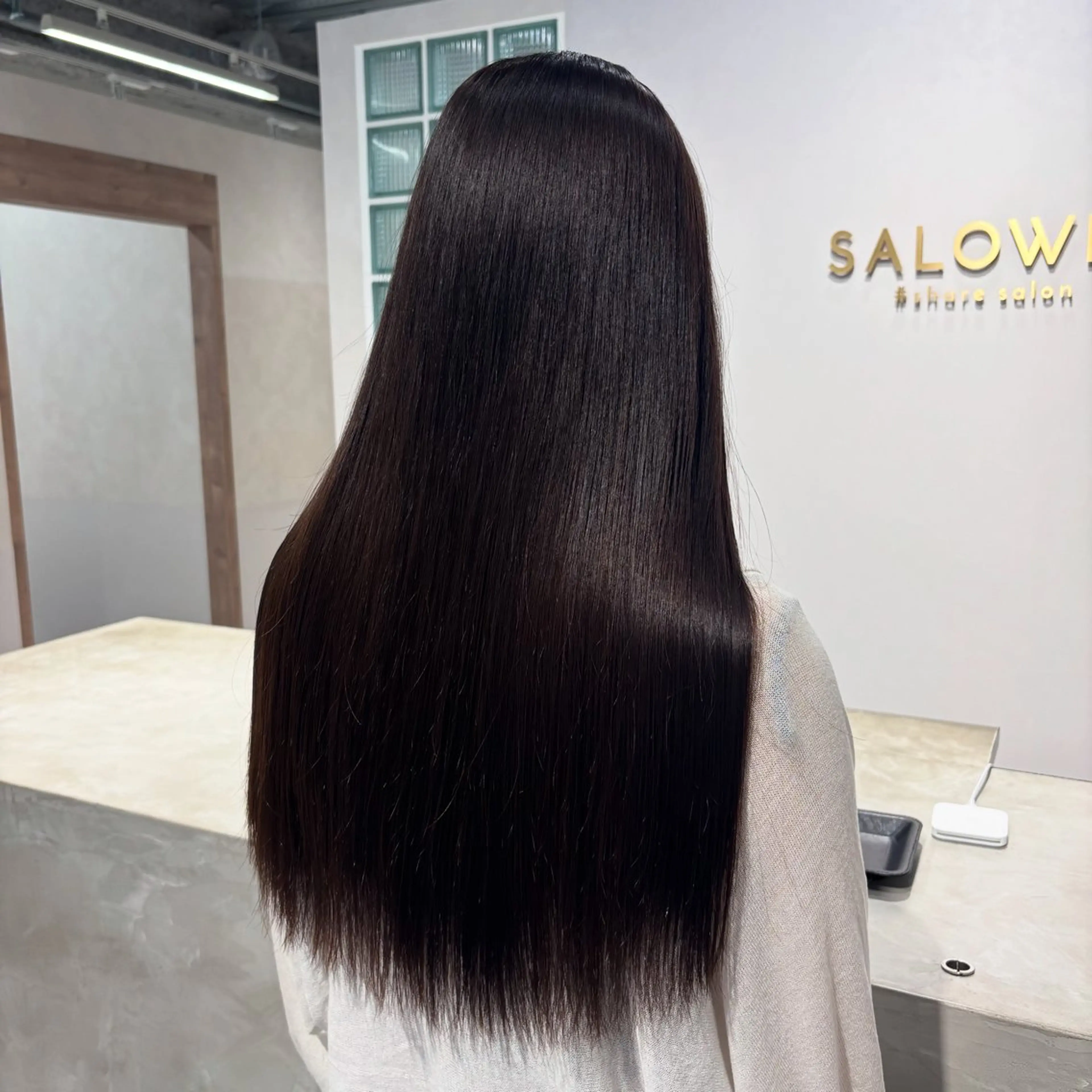 ロング ヘアカラー 吉澤 愛心のヘアスタイル