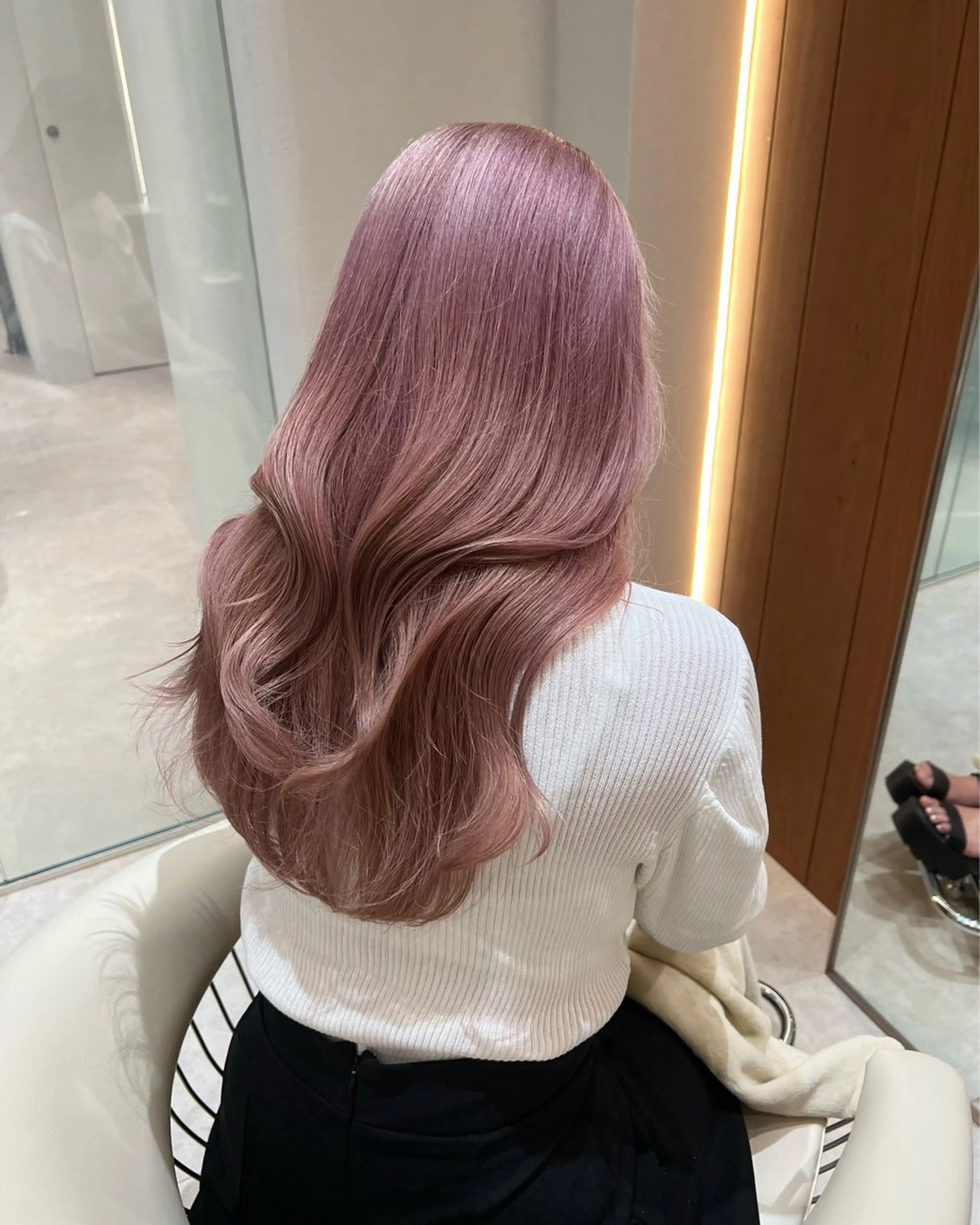 セミロング カラー ブリーチ ピンクカラー 韓国風ヘア レイヤーカット カット ヘアカラー ヘアセット 韓国レイヤー🇰🇷 韓国研修◎渋谷カイトのヘアスタイル