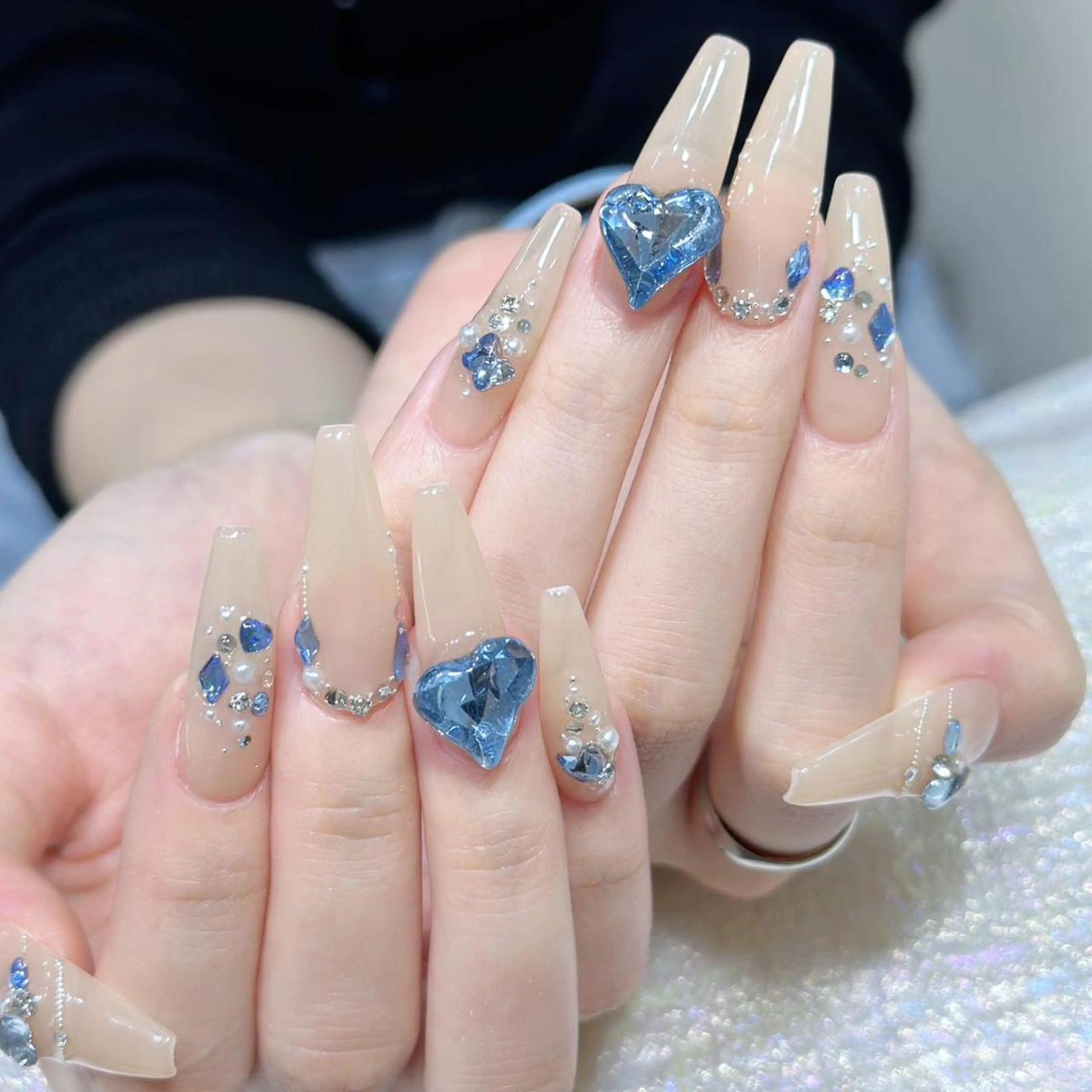 ネイル ハンドネイル Queens マオのネイルデザイン