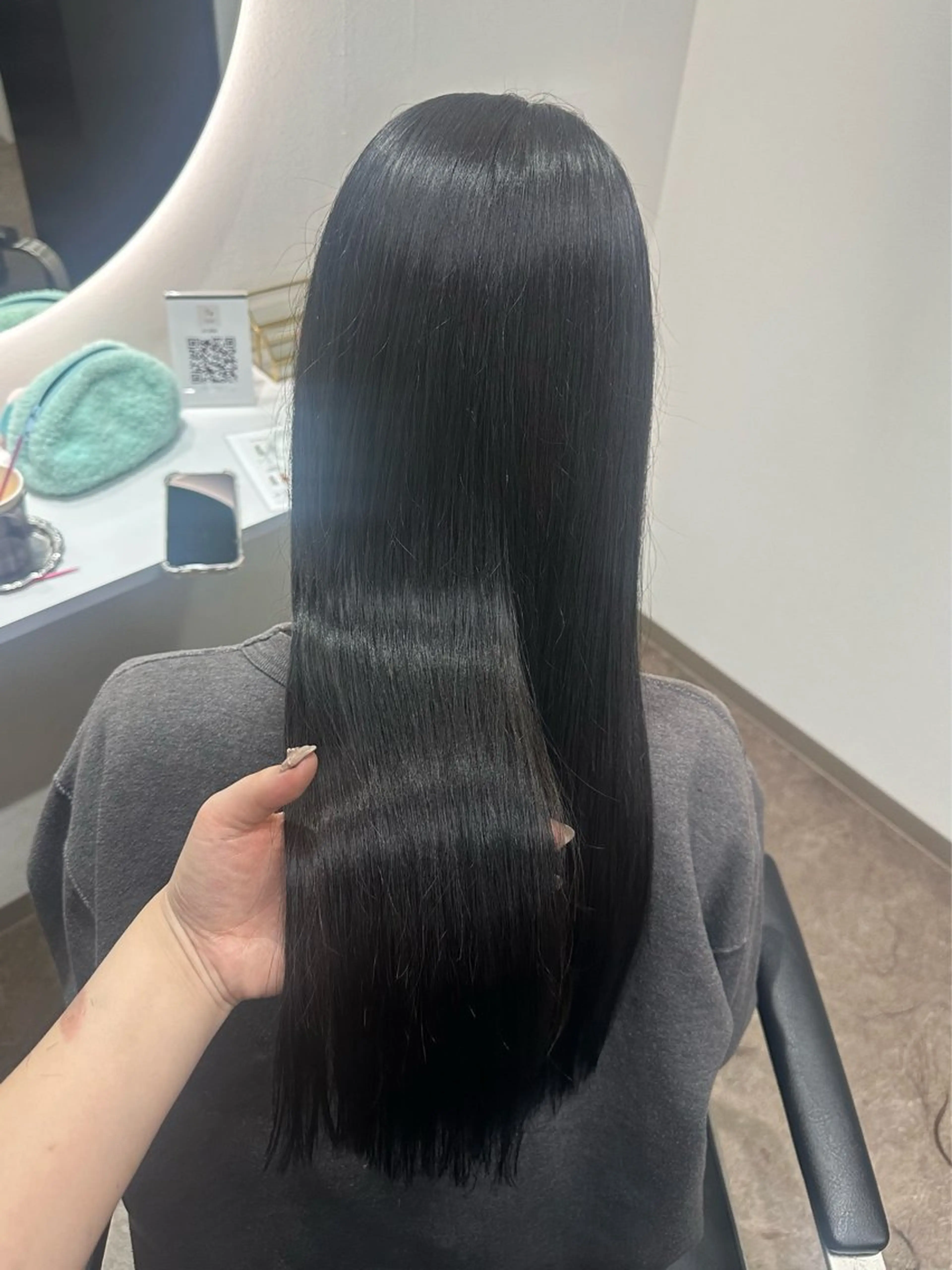 ロング ヘアカラー 当日限定 クーポン◎井口朝香のヘアスタイル