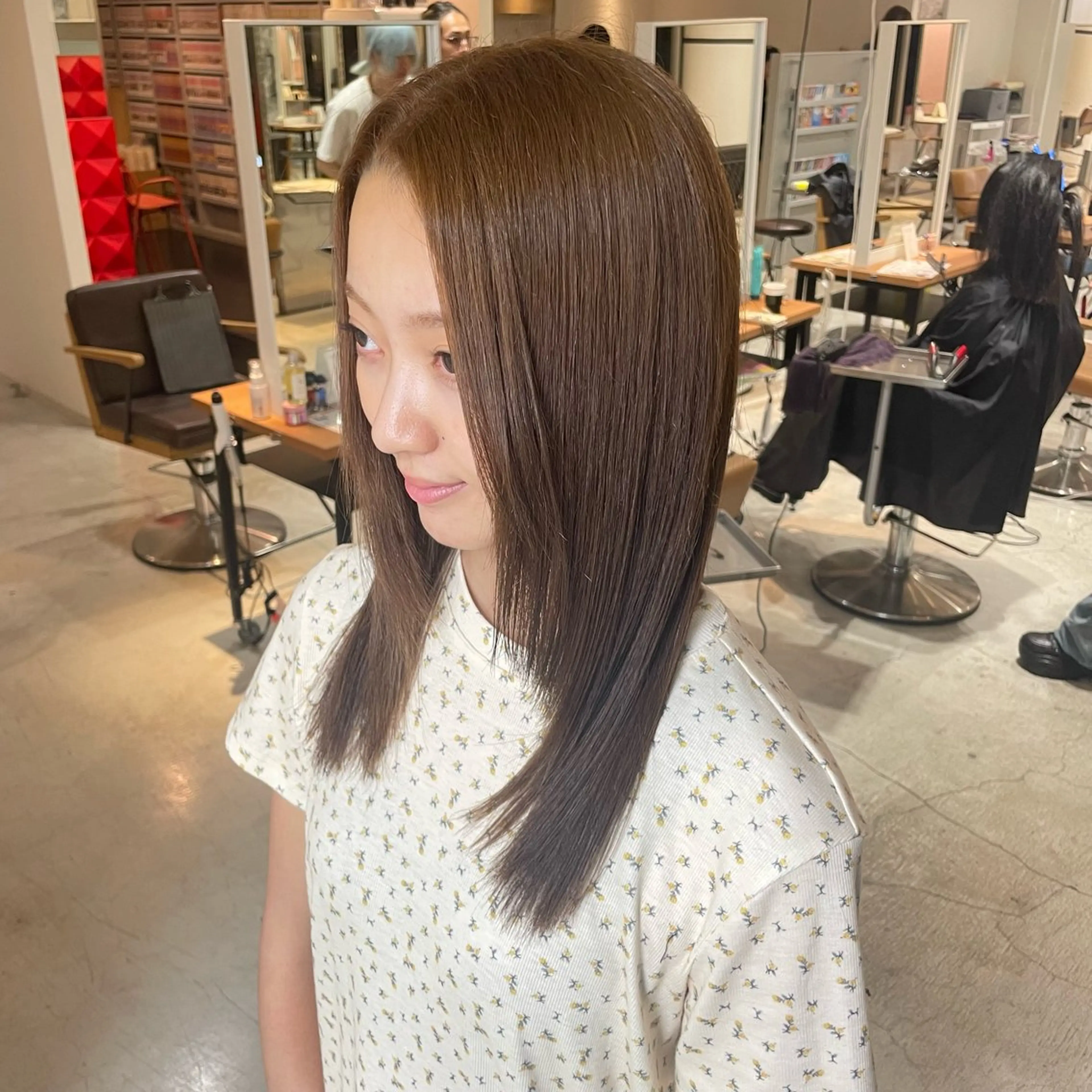 カラー L studio心斎橋店【エルスタジオ】所属・透け感ベージュ 🪐REN🪐のヘアスタイル