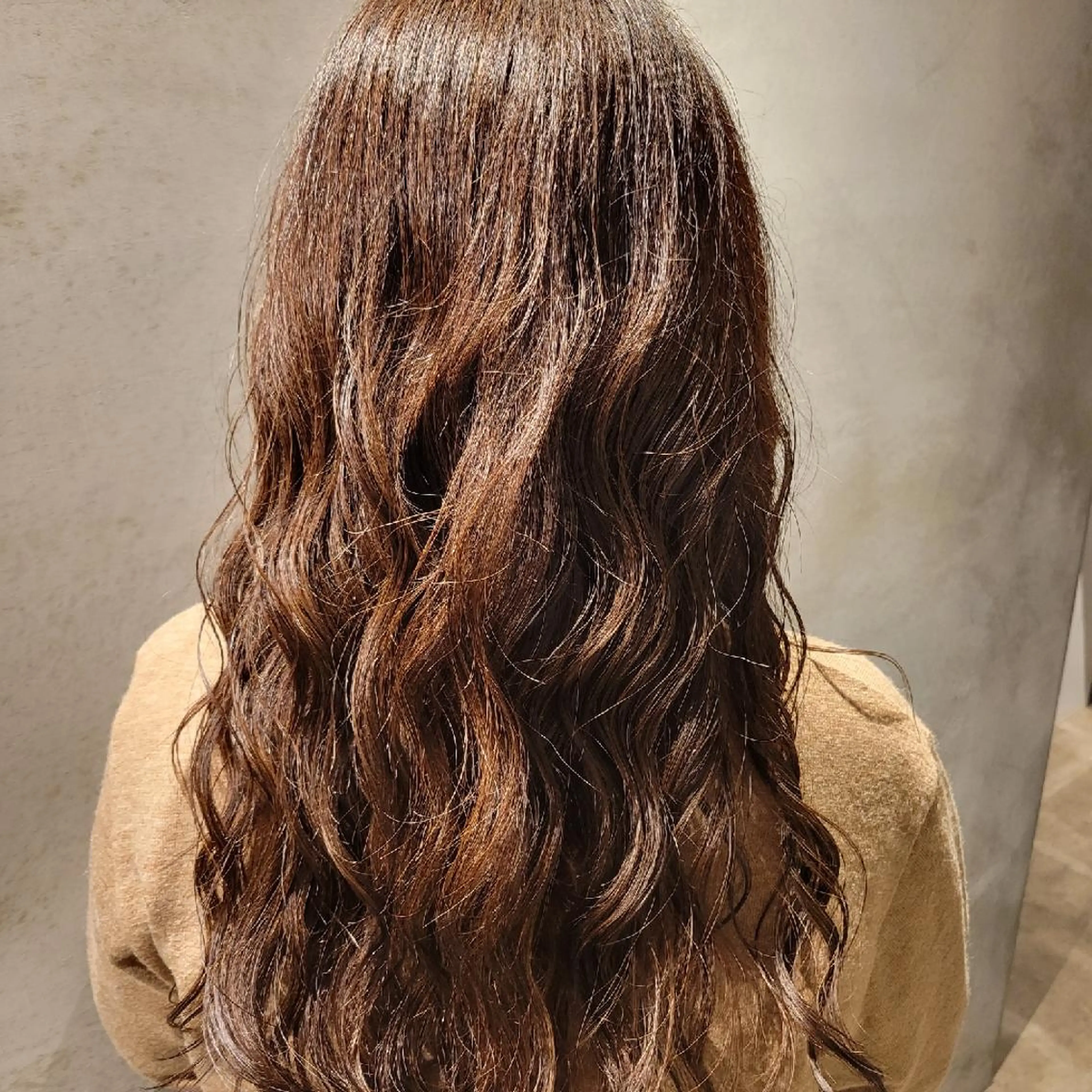 ロング La fith elua 武庫之荘店所属・山口 そらのヘアスタイル