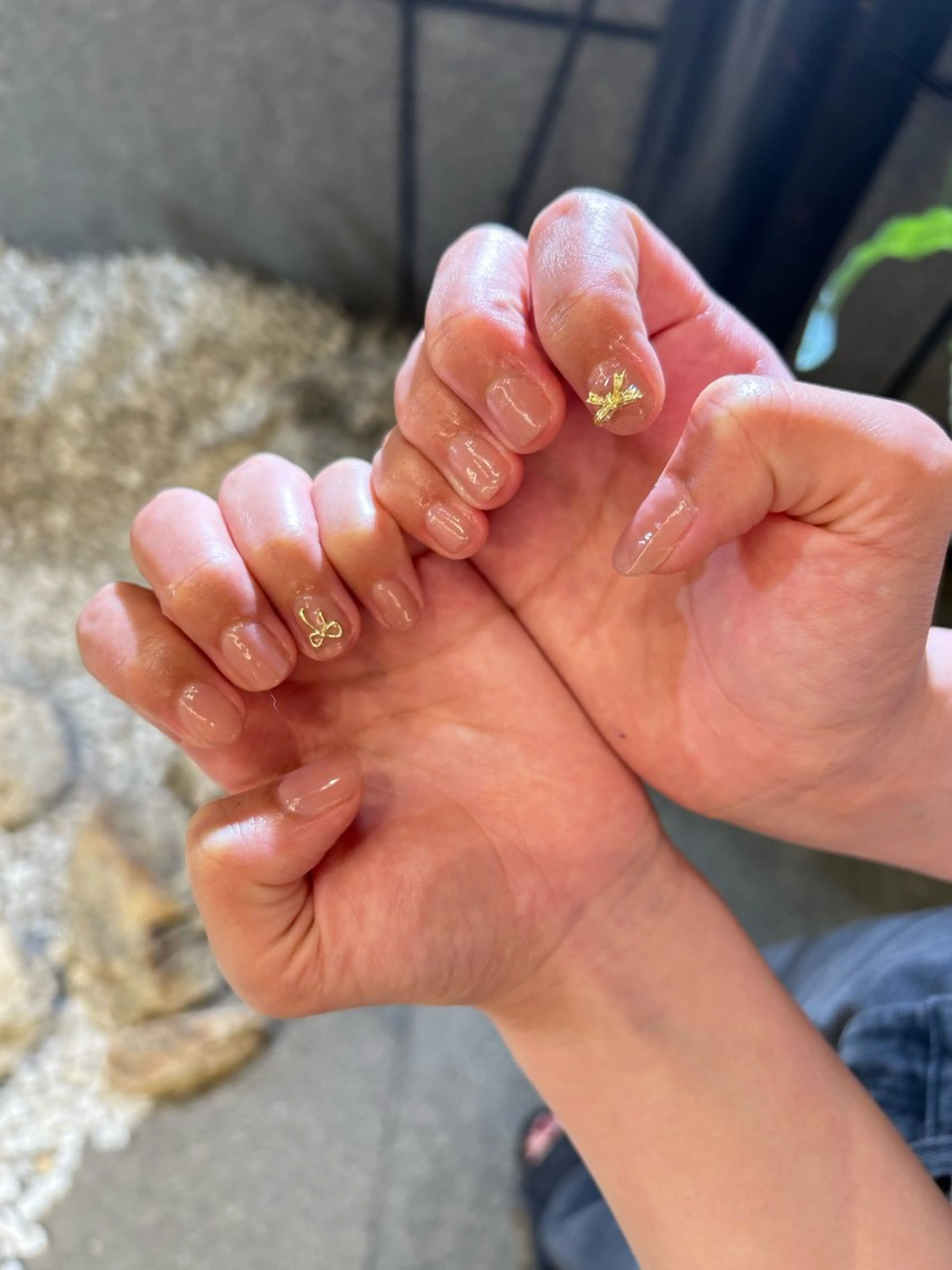 ネイル 暖色系ツヤカラー コトノ🫧のヘアスタイル