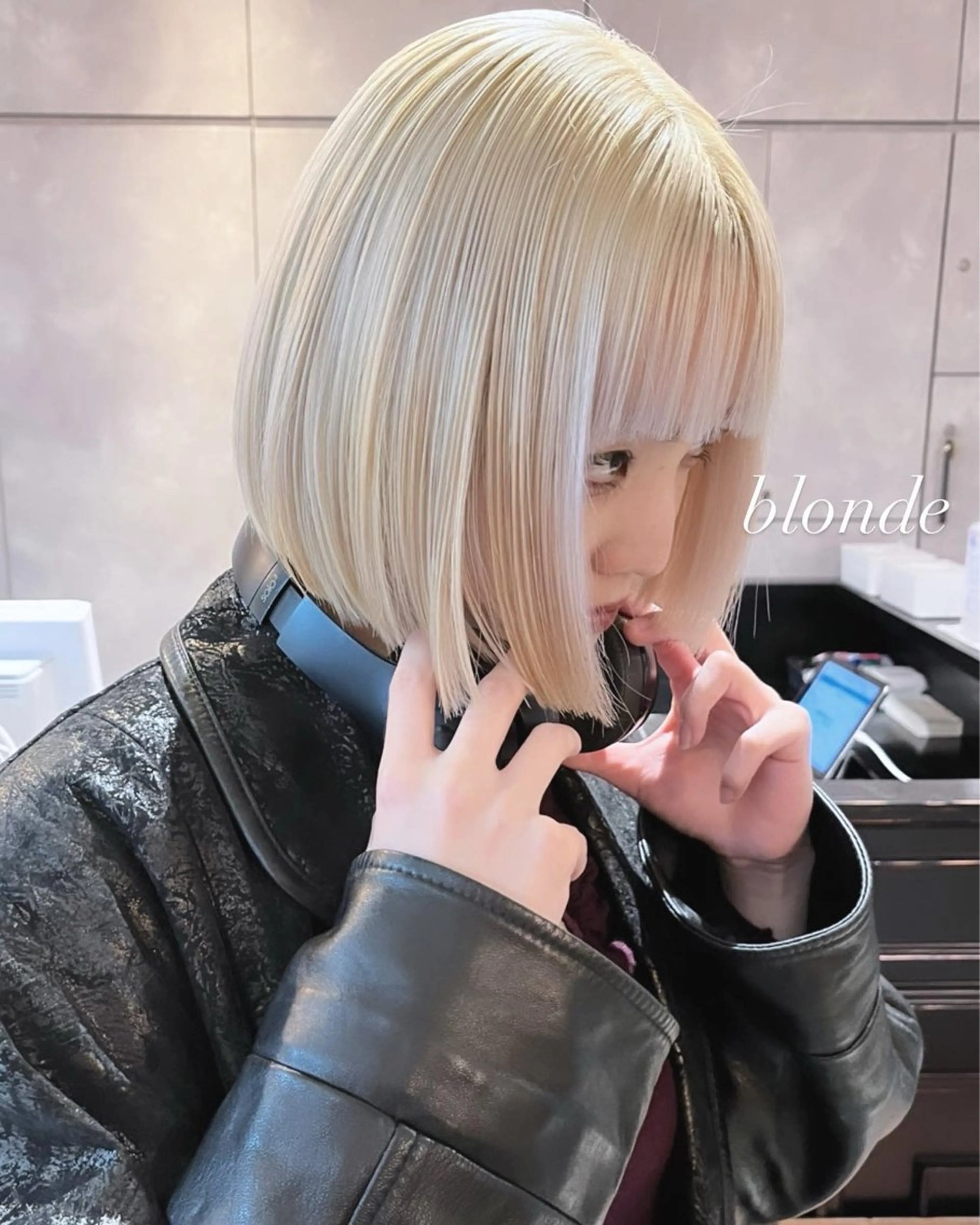 ショート カラー カット ヘアカラー トリートメント ヘアセット 💜ハイトーン💛 マジカルかいちゃんのヘアスタイル