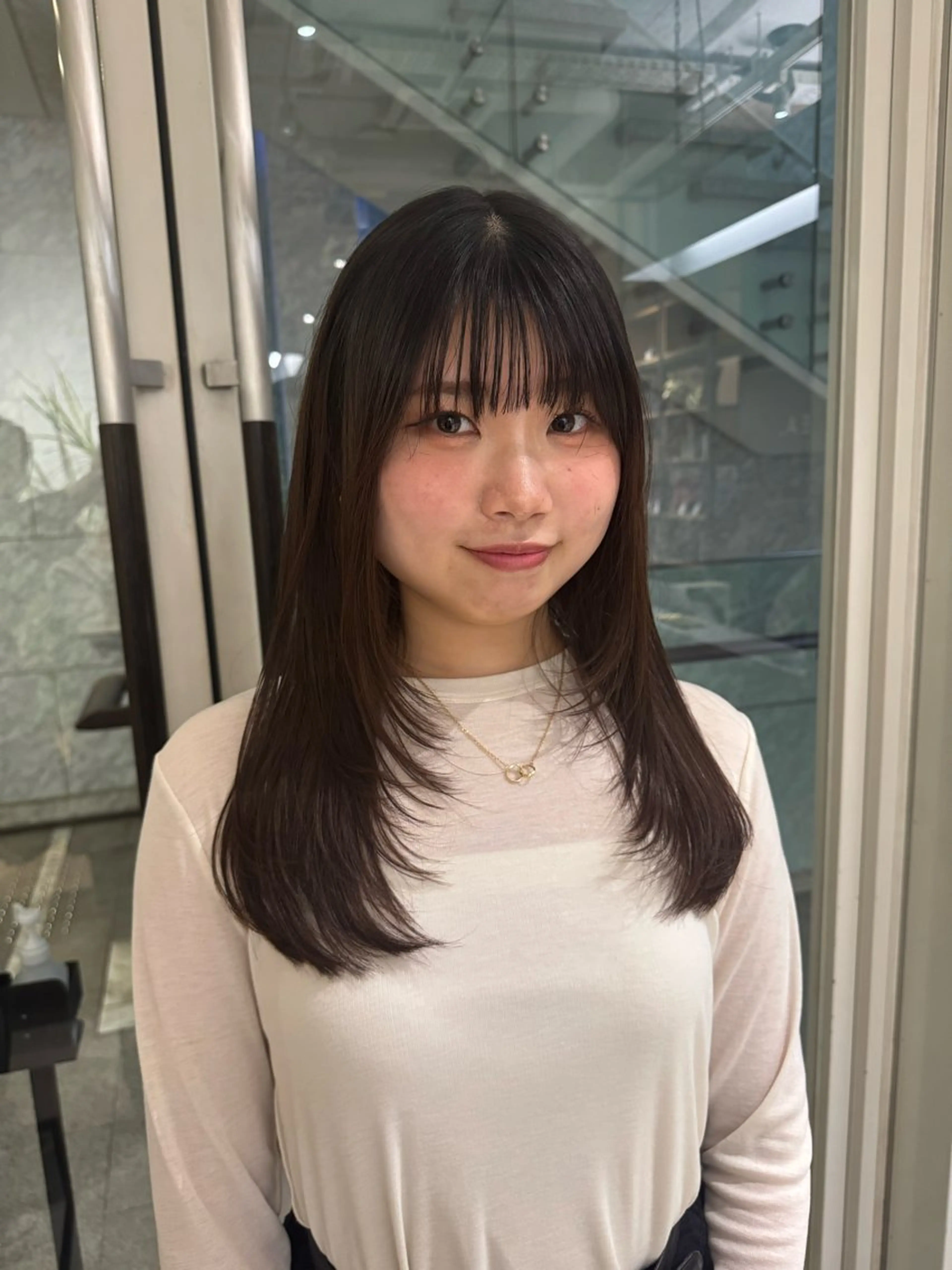 セミロング ryona🎀 /レイヤーカットのヘアスタイル