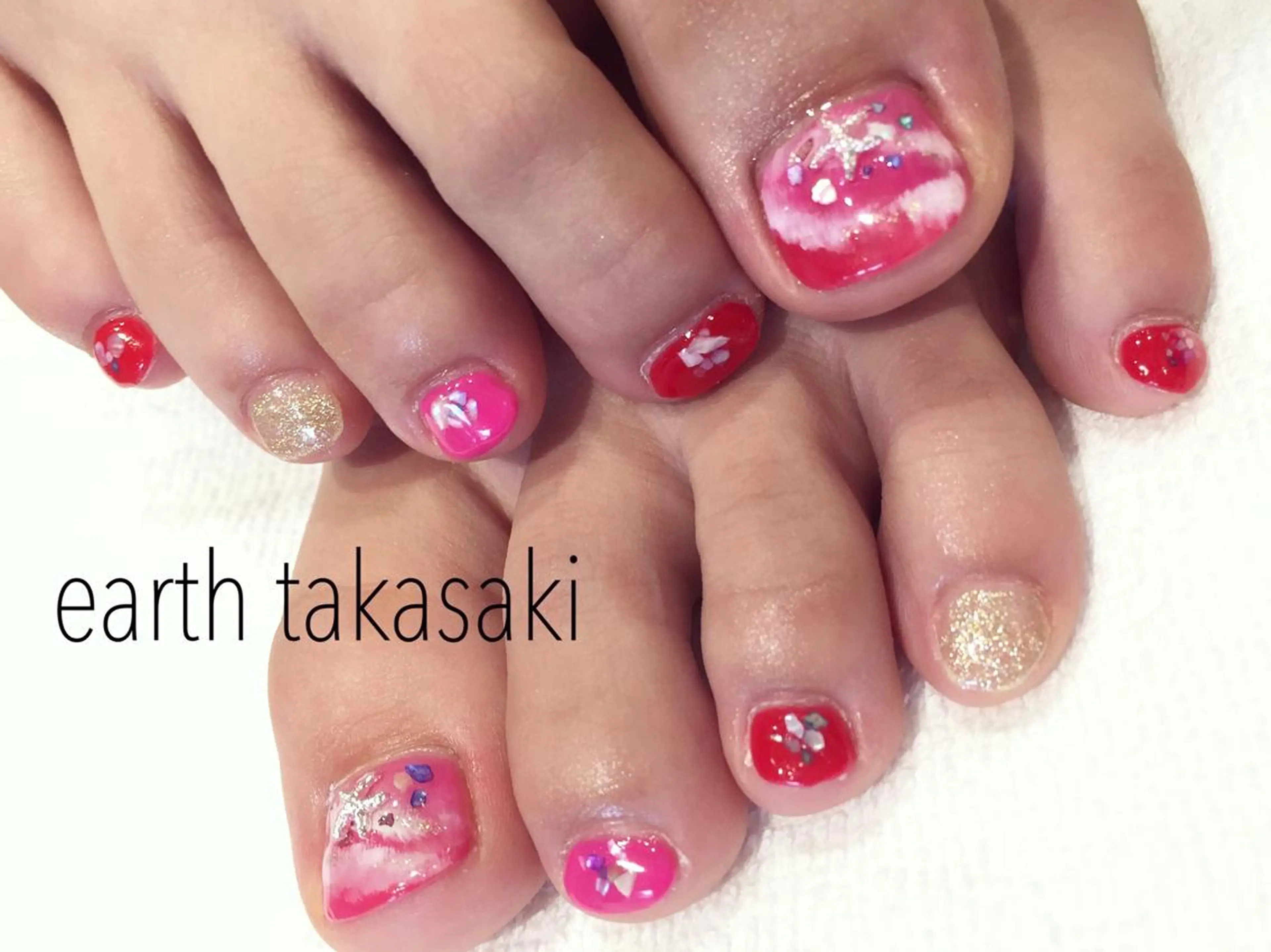 ネイル フットネイル ピンク EARTH nanaのネイルデザイン