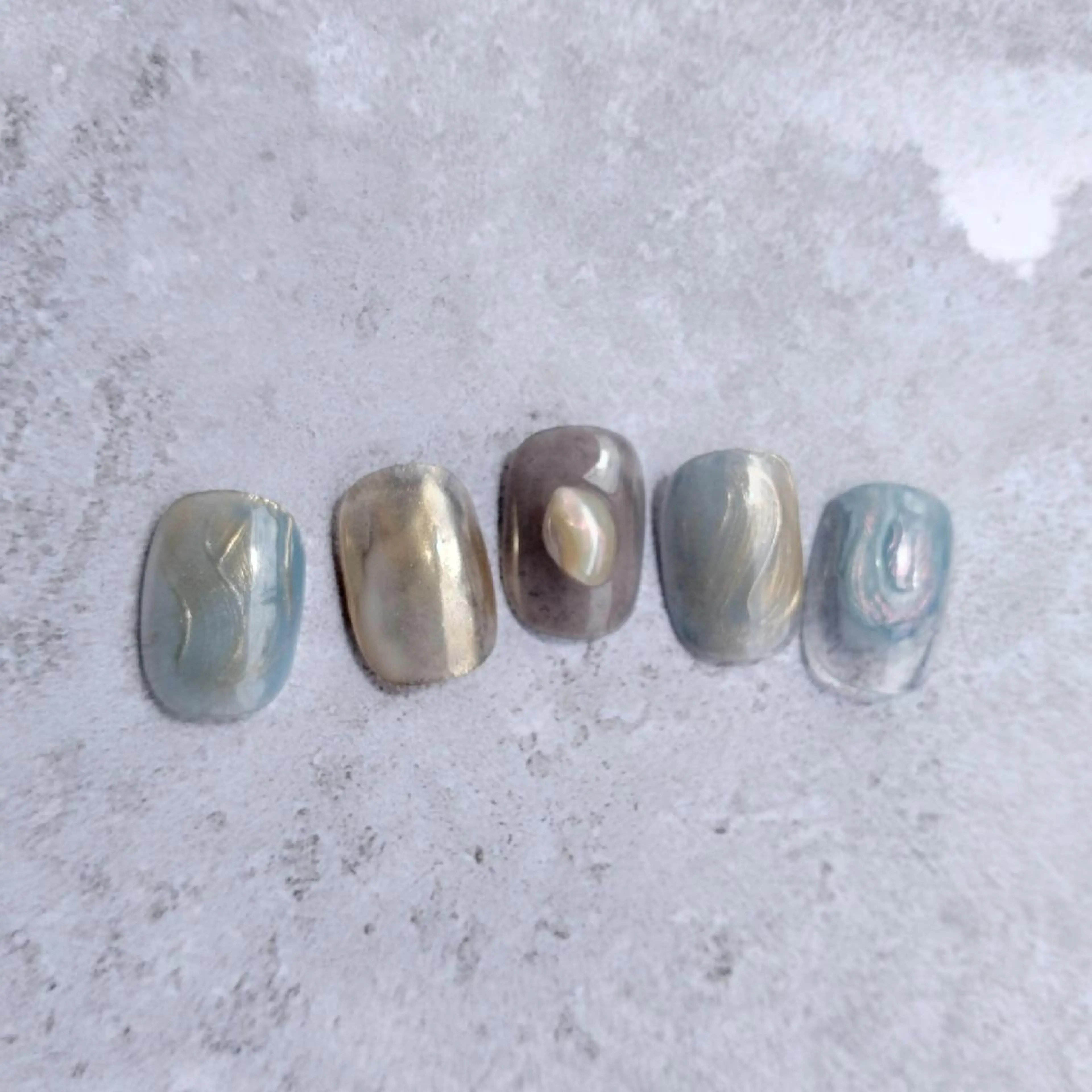 ネイル ミラーネイル 夏ネイル Nailsalon manoのネイルデザイン