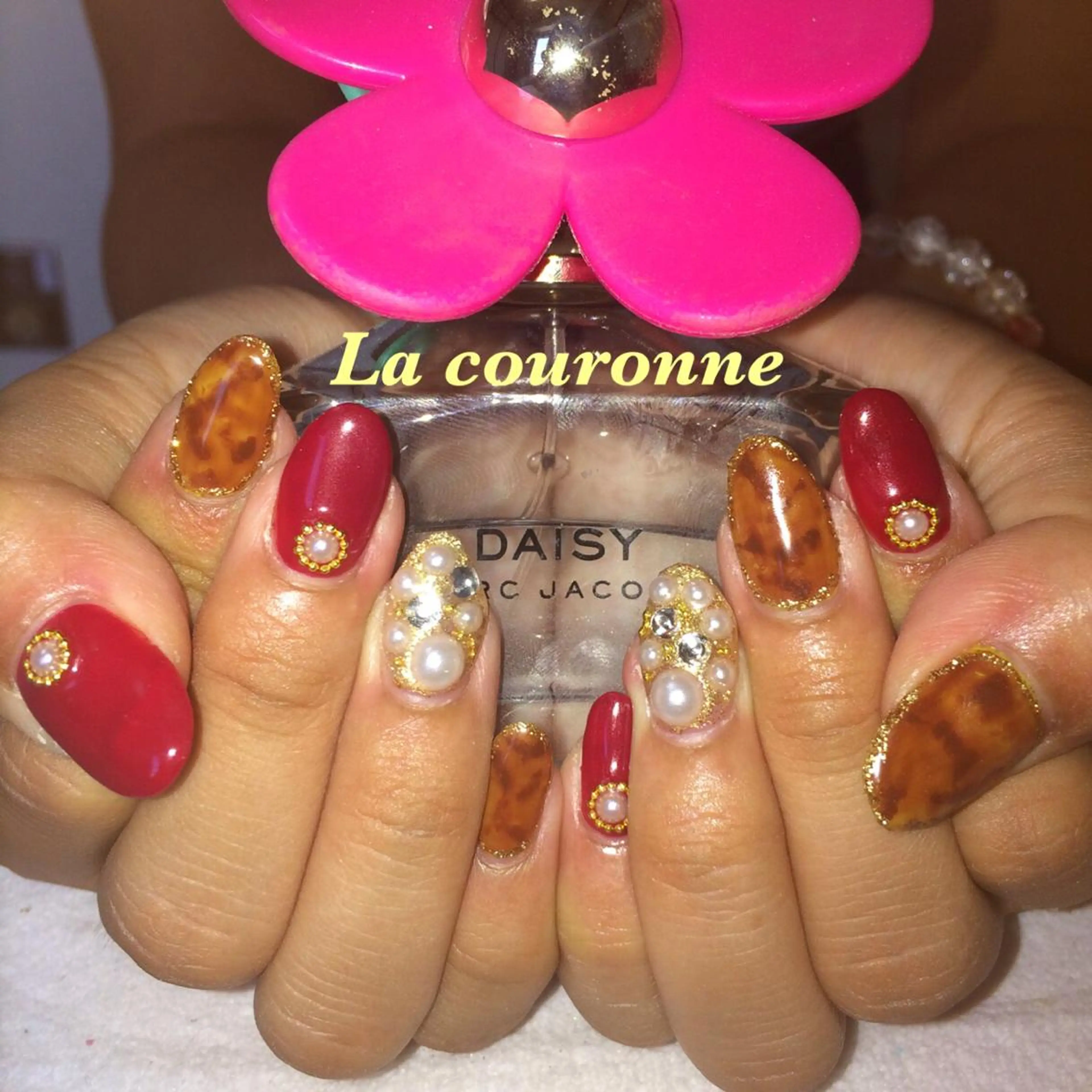 ネイル Lacouronne NATSUMIのネイルデザイン